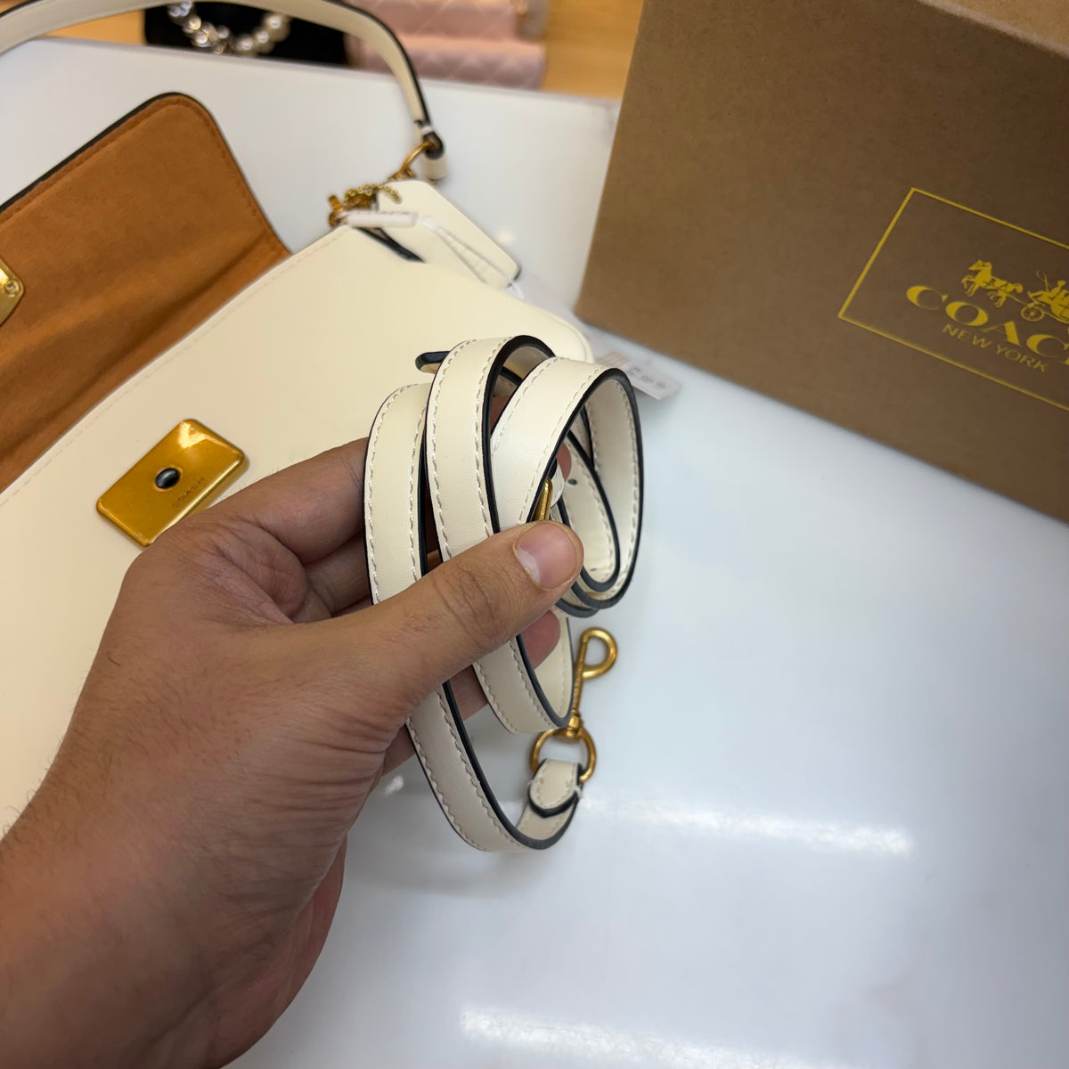 Coch Jet Shoulder/Crossbody Bag - Cream