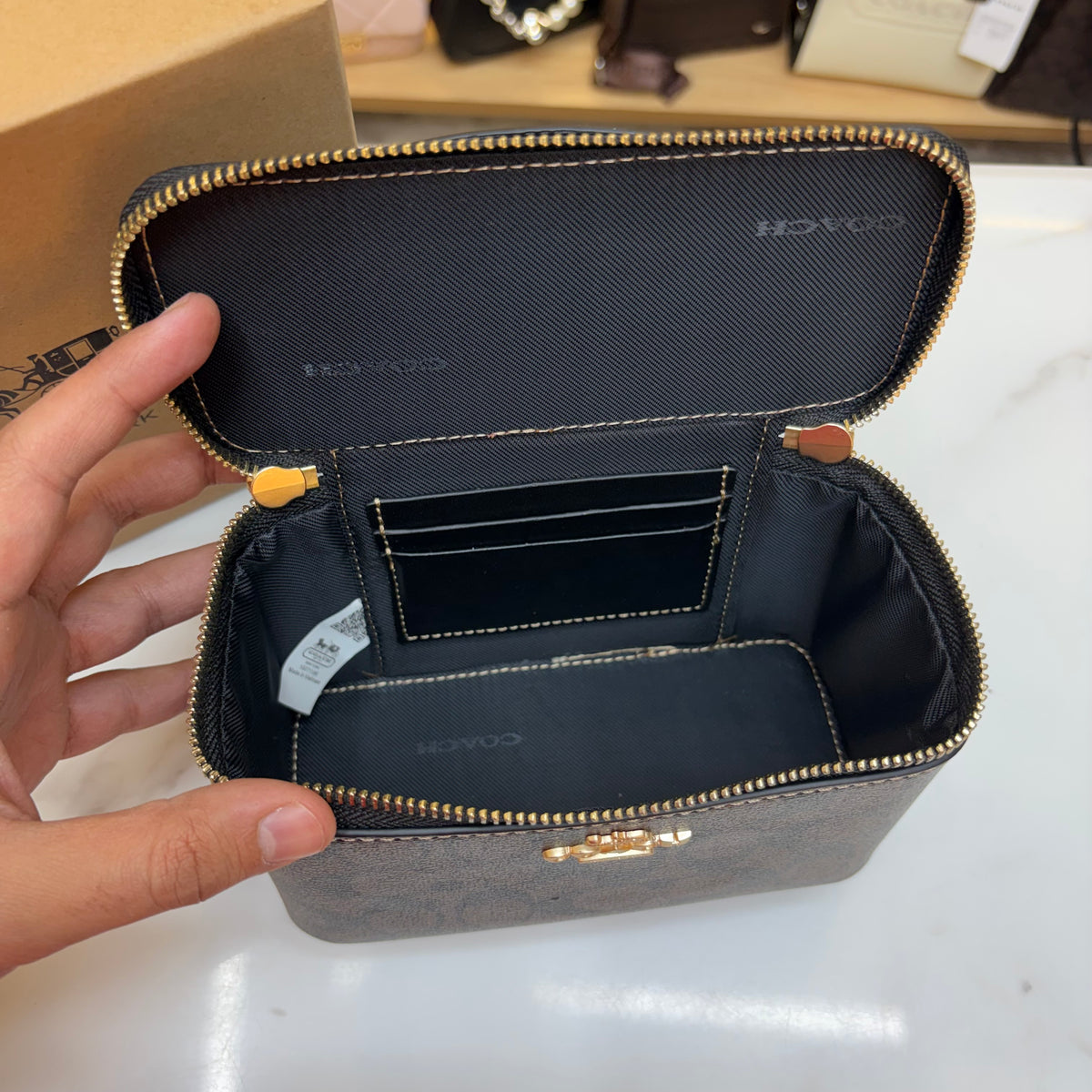 Coch Rainer Crossbody Bag - Coffee Colour