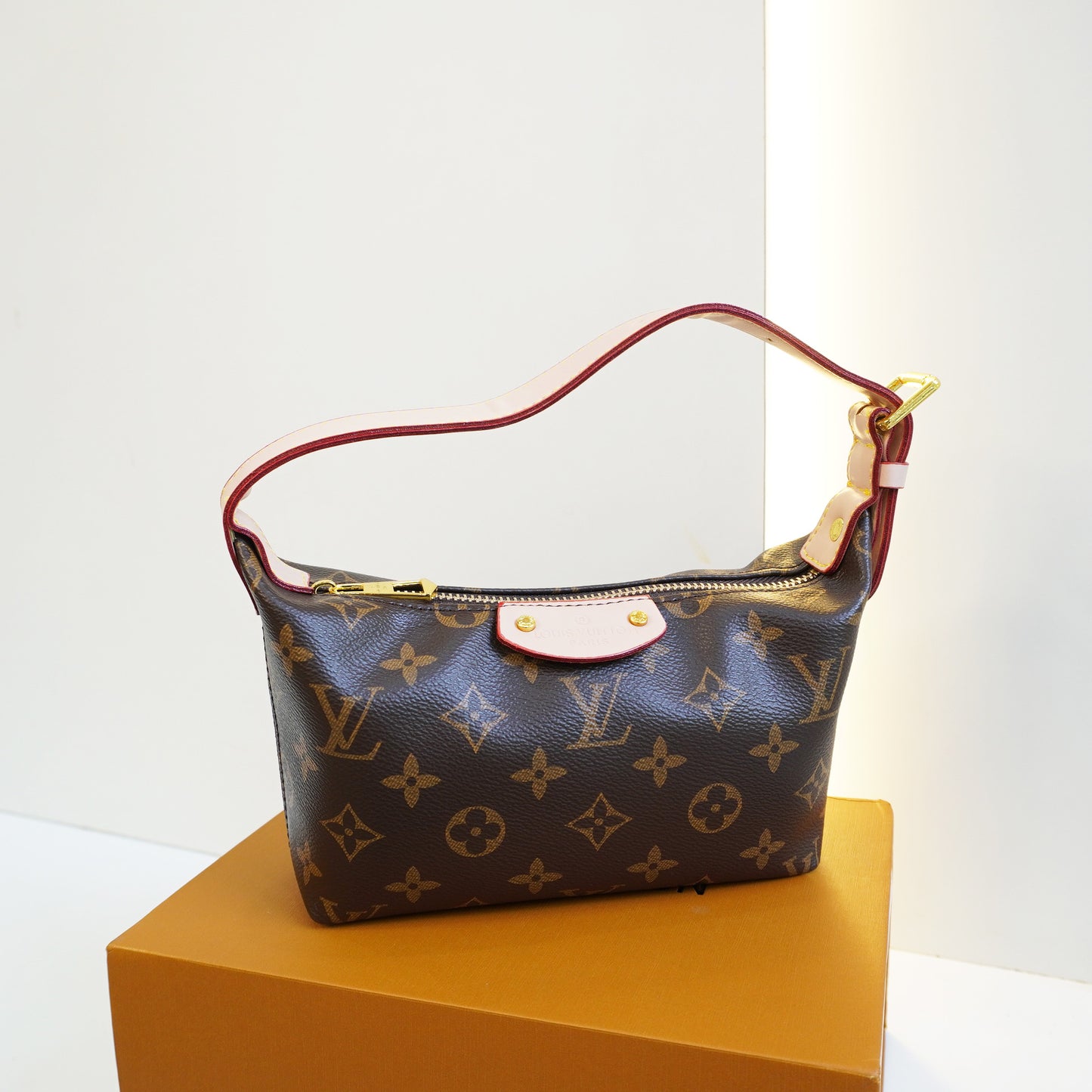 LV03 Handbag - Coffee Colour