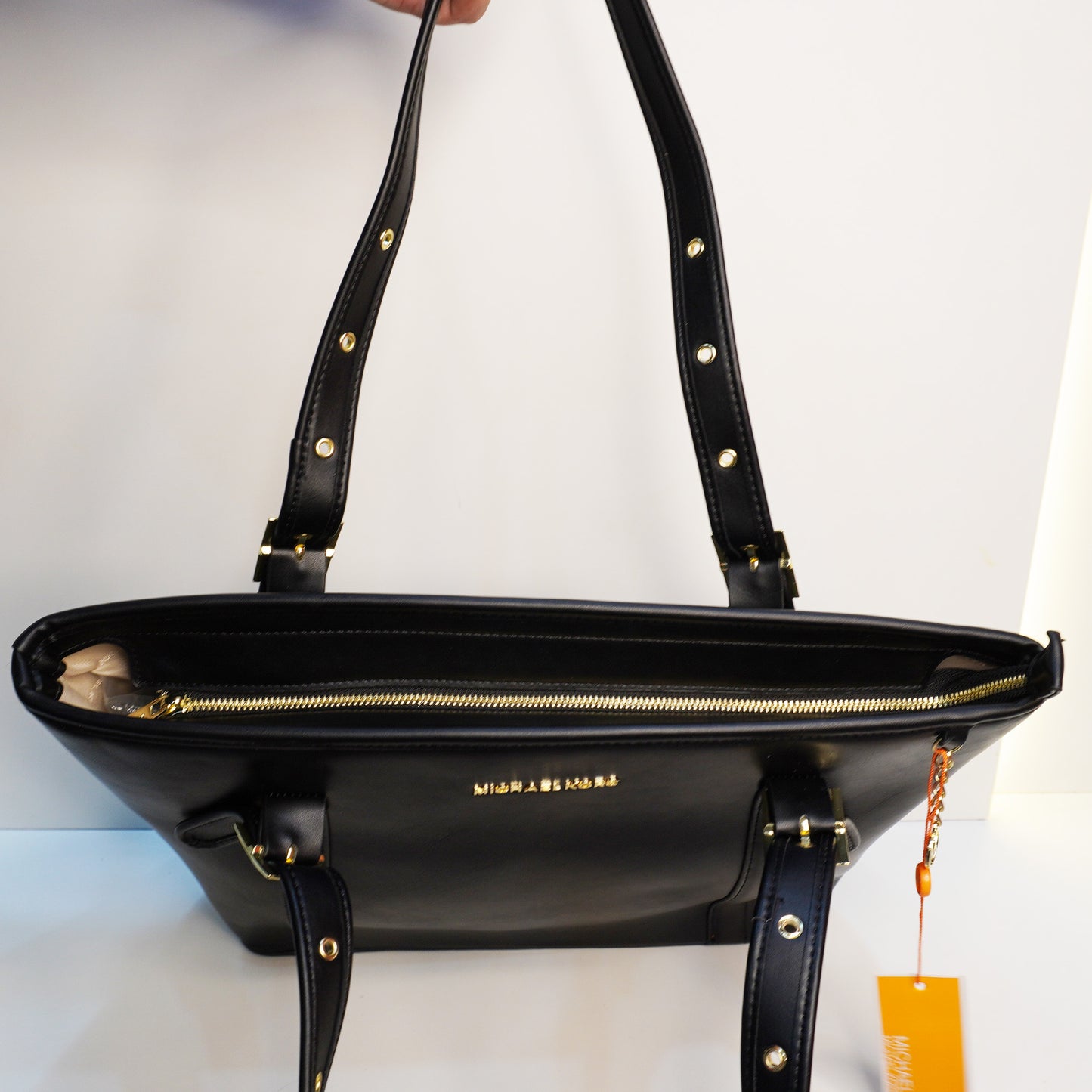 MK05 Tote Bag - All Black