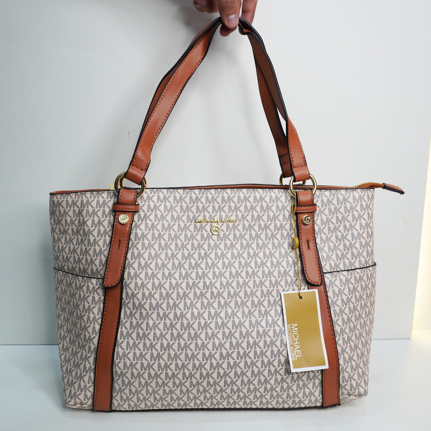 MK04 Large Tote Bag - White