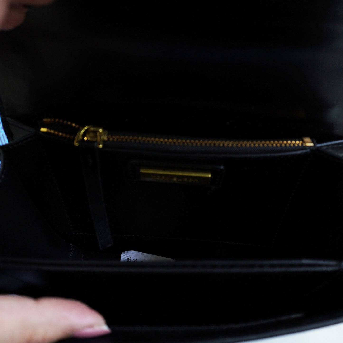 TB99 ELNR Shoulder/Sling Bag - Black
