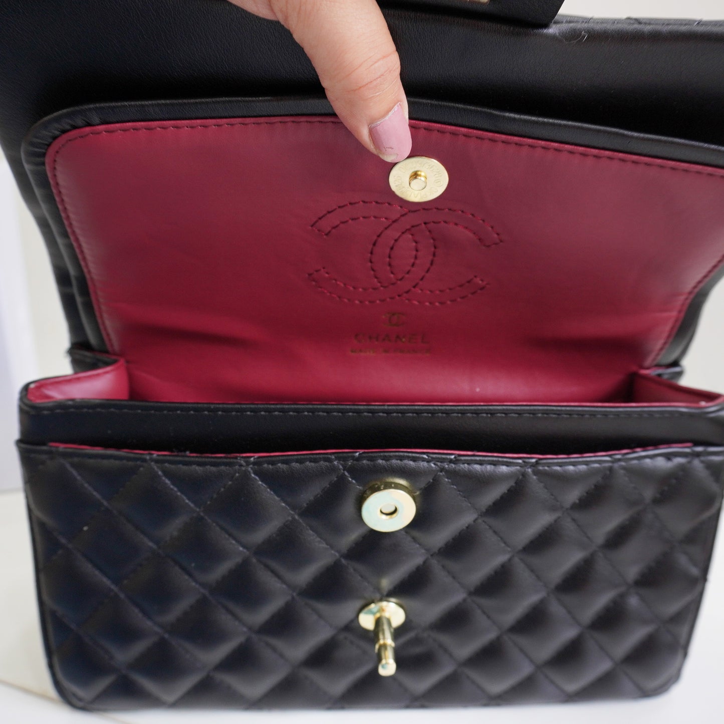 CHNL1 - Elegant Quilted Flap Bag – Black with Gold-Tone Chain