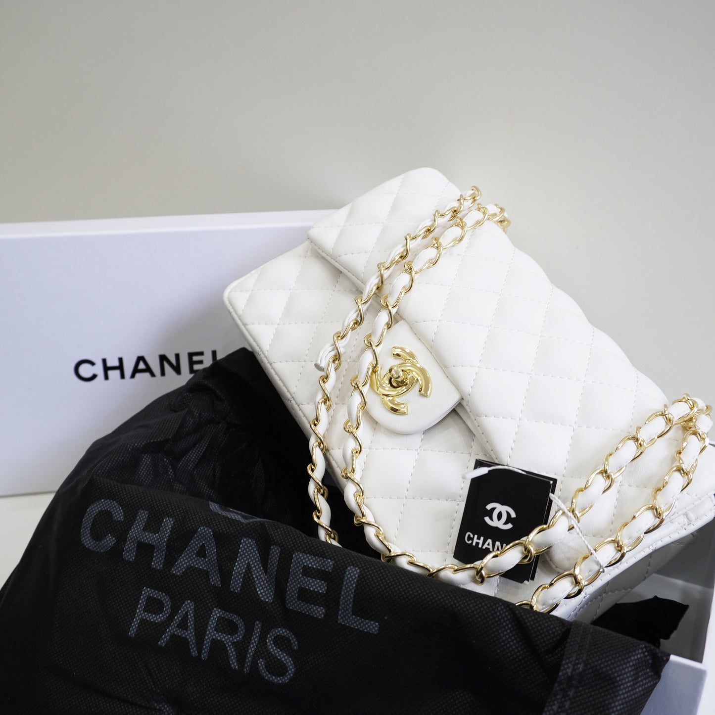 CHNL1 - Elegant Quilted Flap Bag – White with Gold-Tone Chain