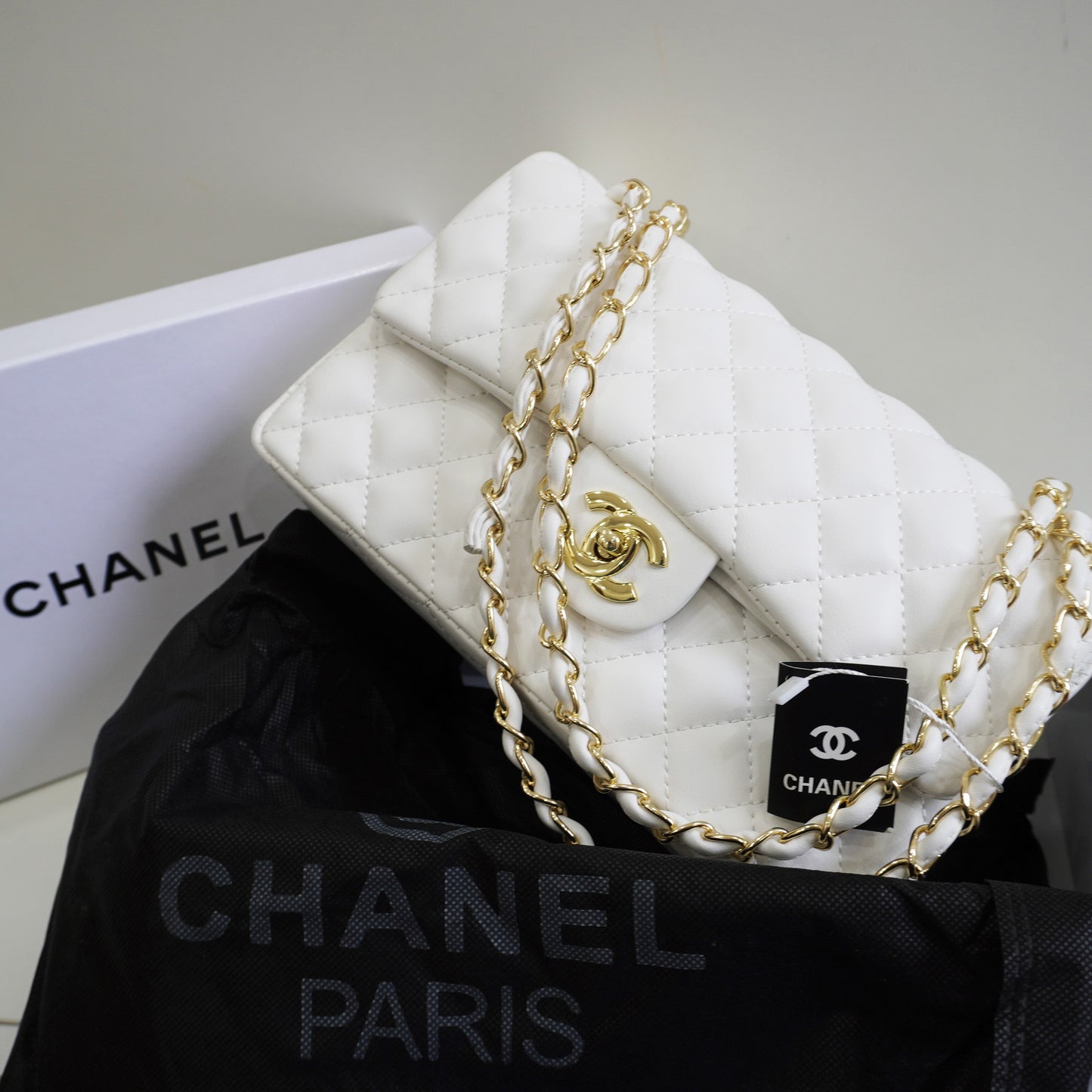 CHNL1 - Elegant Quilted Flap Bag – White with Gold-Tone Chain