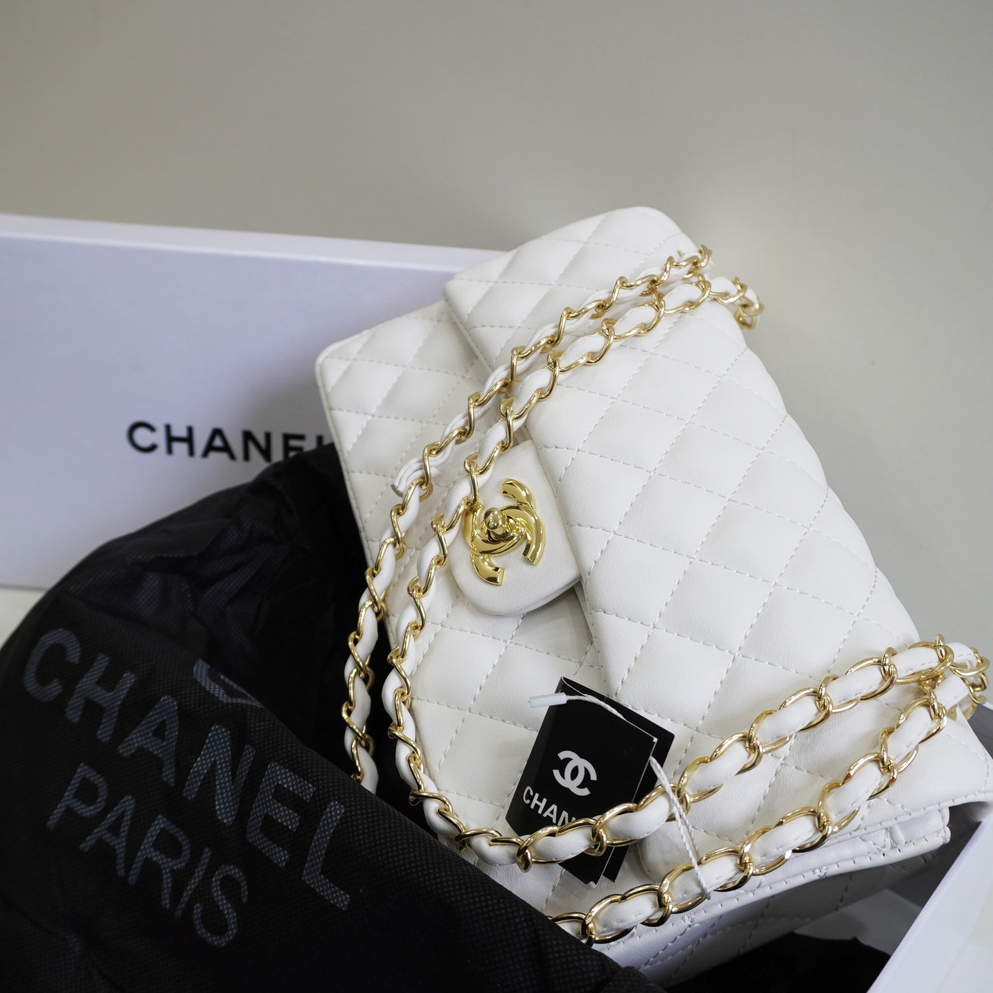 CHNL1 - Elegant Quilted Flap Bag – White with Gold-Tone Chain