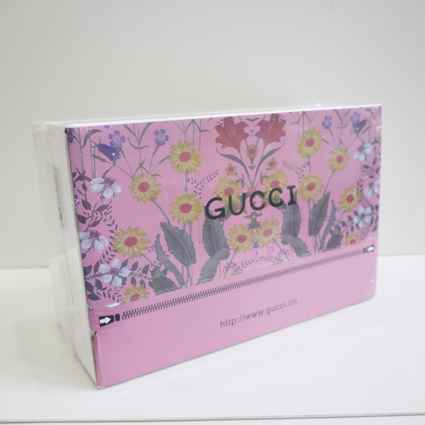 GG01 - Mini Chain Bag with Sculpted Buckle - Signature Colour