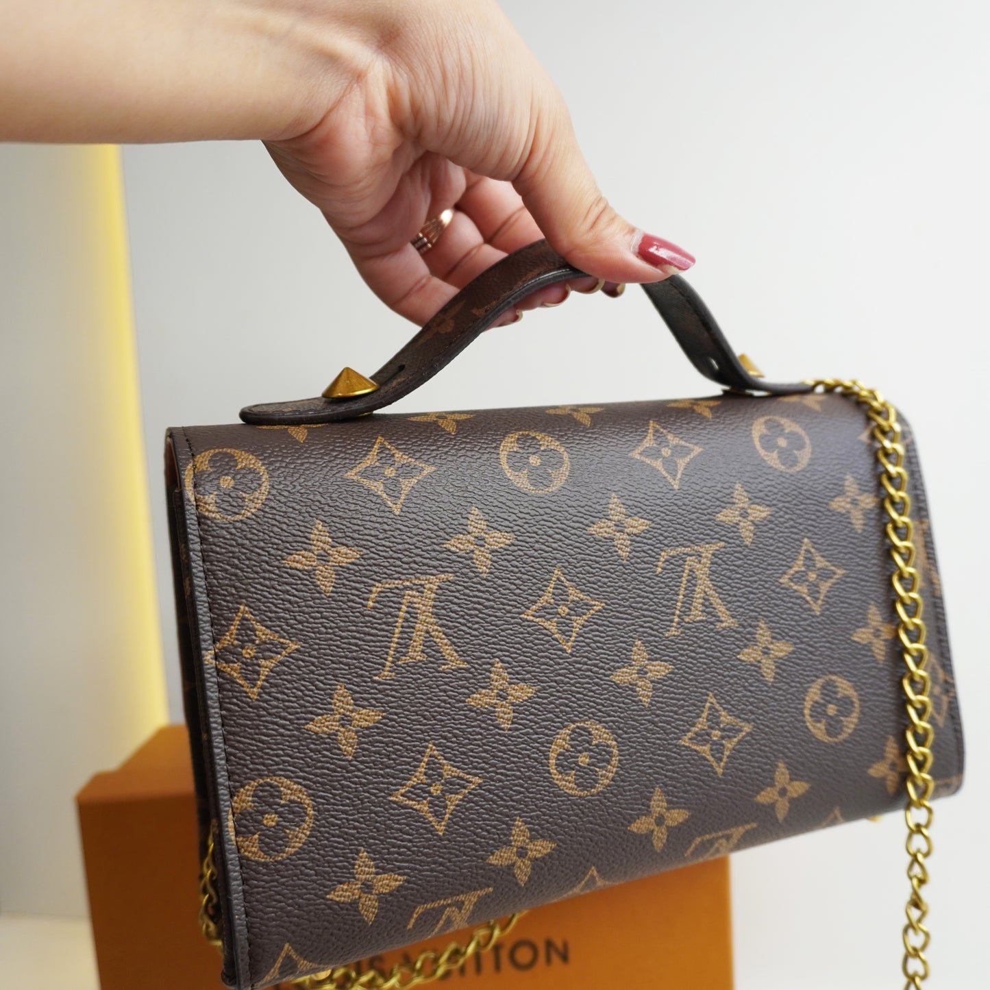 LV29 Sling Bag - Coffee Monogram