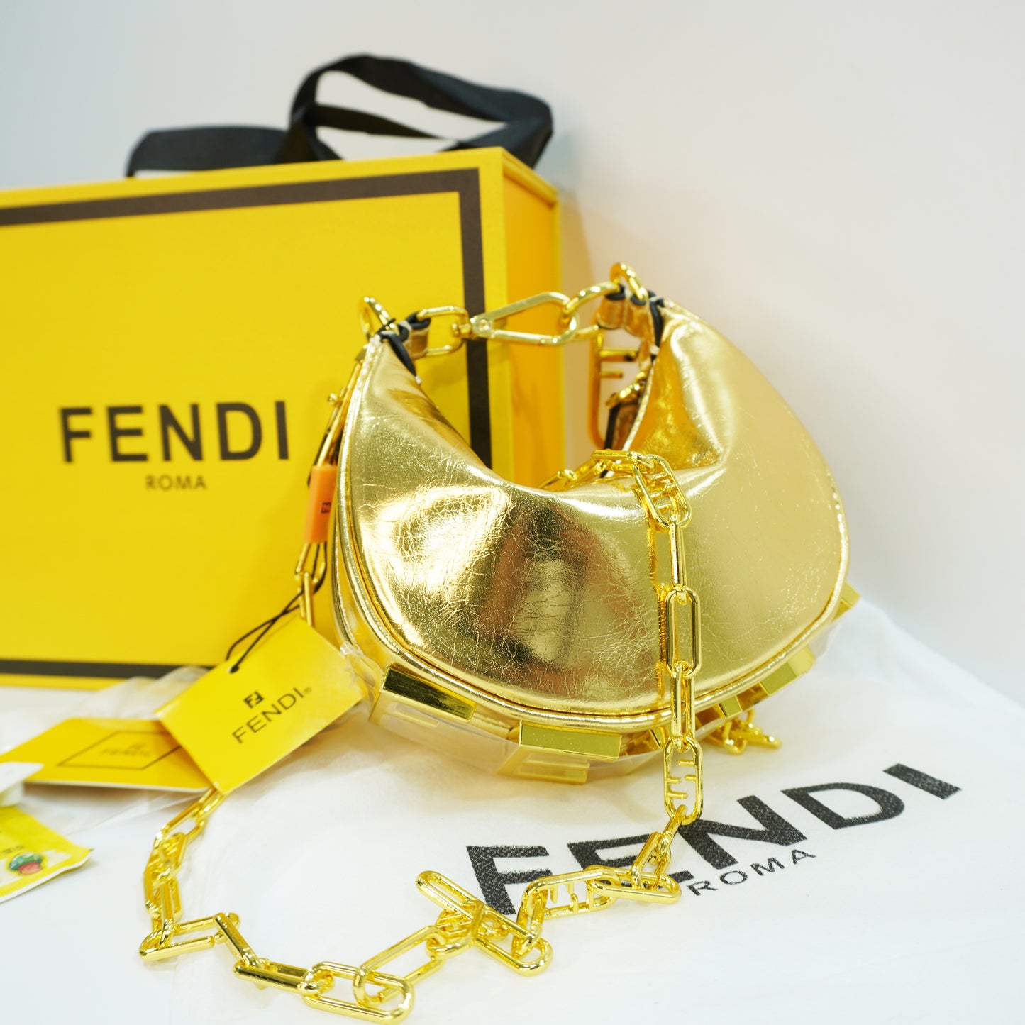FND567 - Sling - Gold limited edition