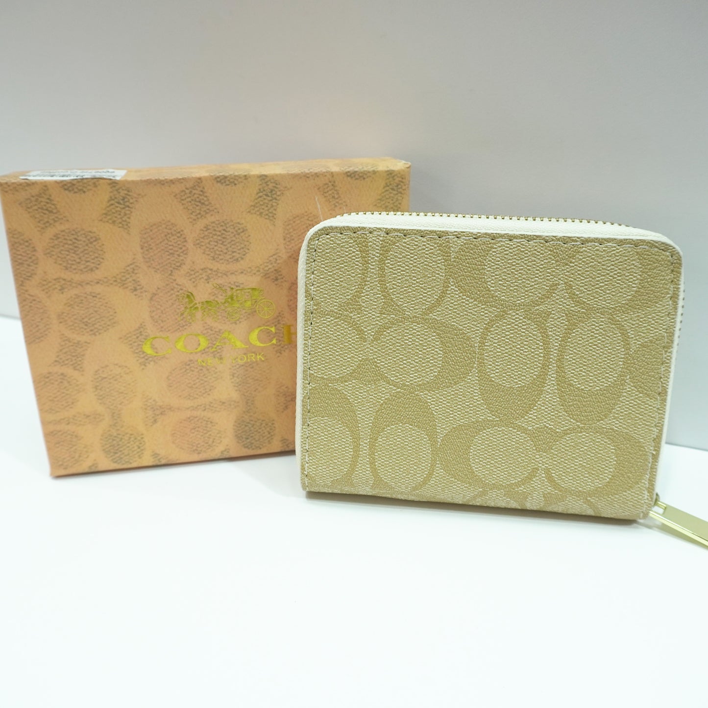 CH 191 Wallet - Light Apricot
