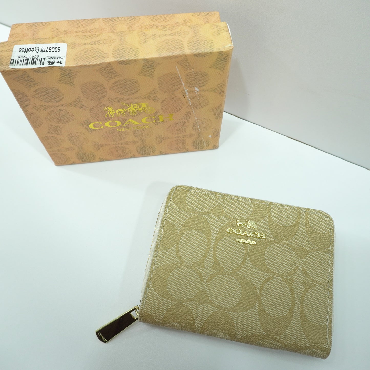 CH 191 Wallet - Light Apricot