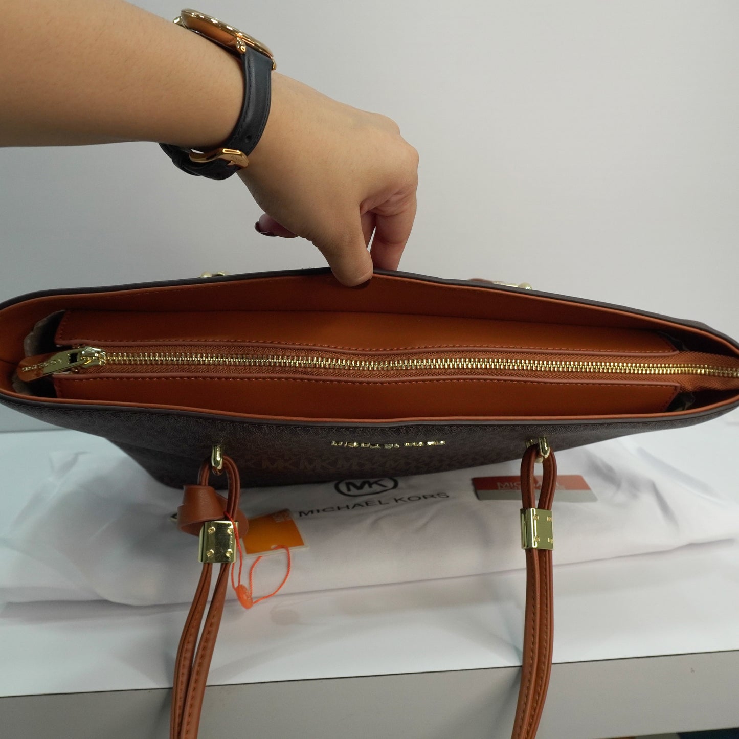 MK 101 - Rope Tote - Signature Colour
