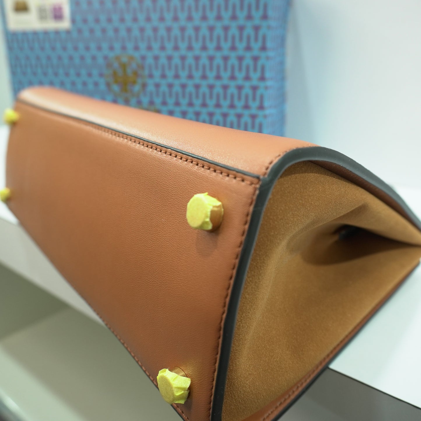 TB070 - Large Satchel - Tan