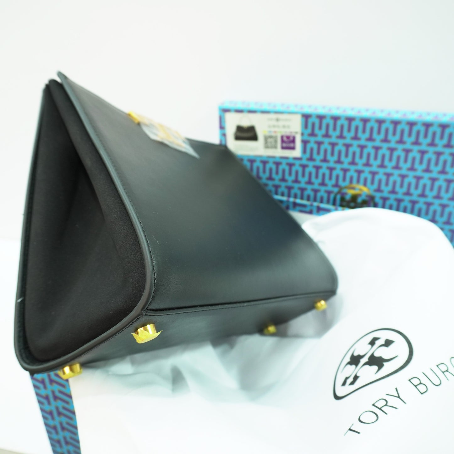 TB070 - Large Satchel - Black