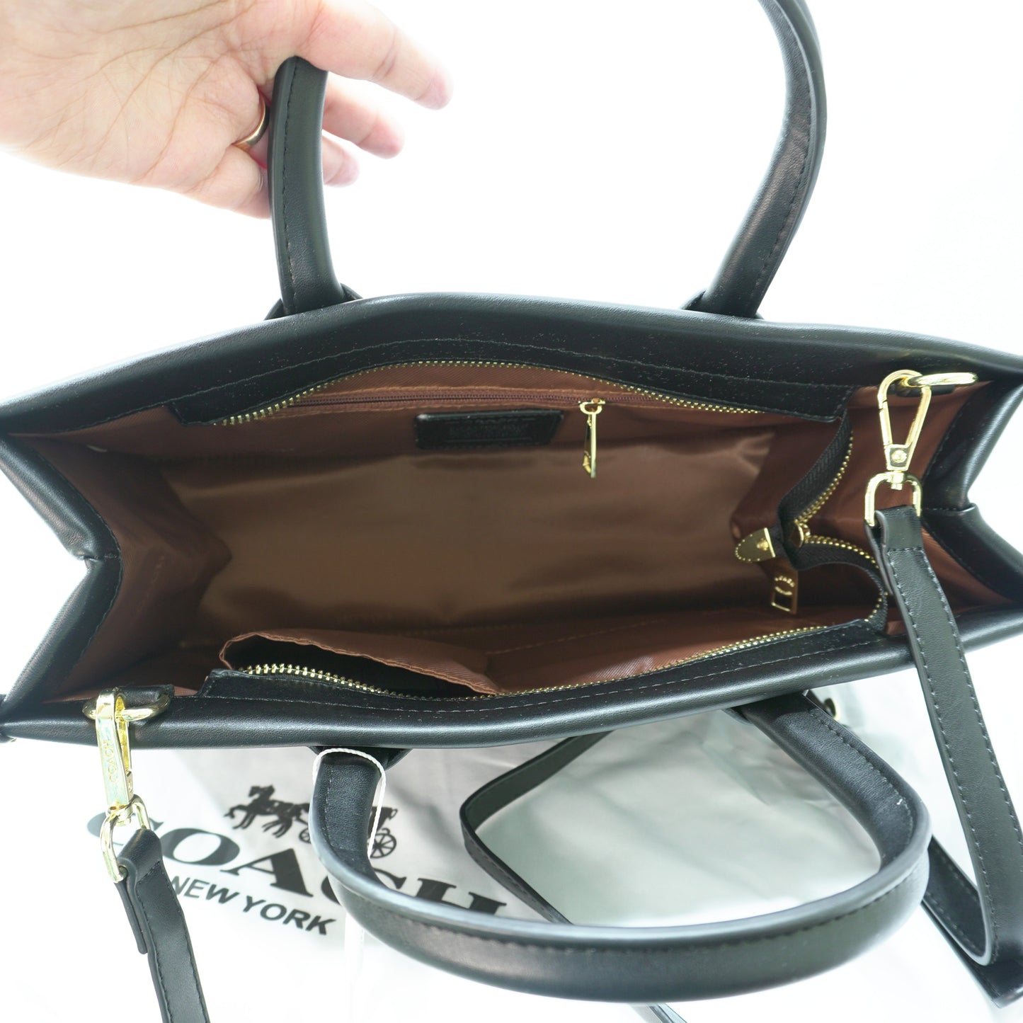 CH011 - Tote - Black