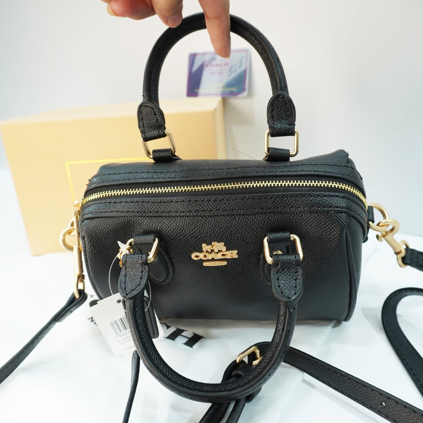 CH717 - Duffle Style Sling - Black