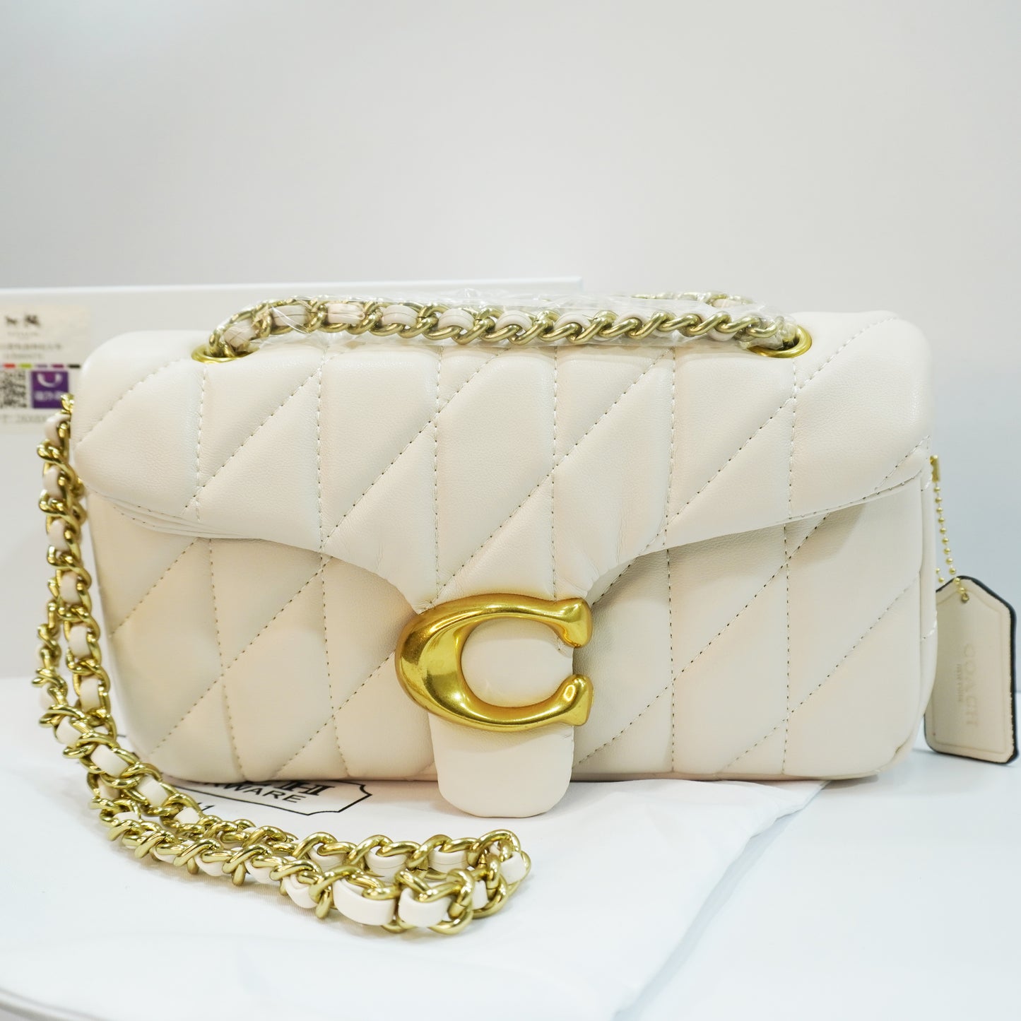 CH C Label (26) - Quilted - White