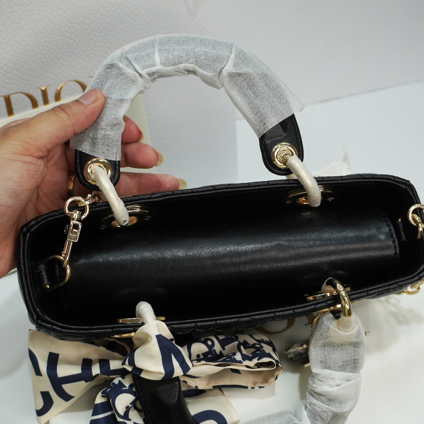 CD007 - Sling/Shoulder - Black