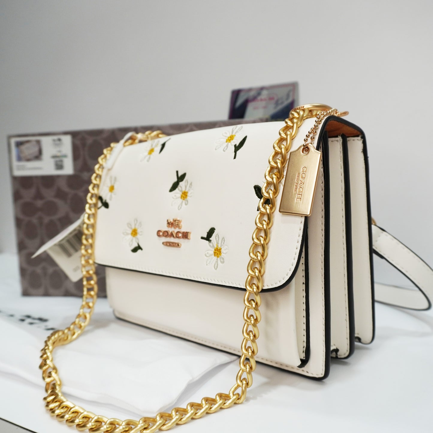 CH015 - Sling/ Shoulder - White floral