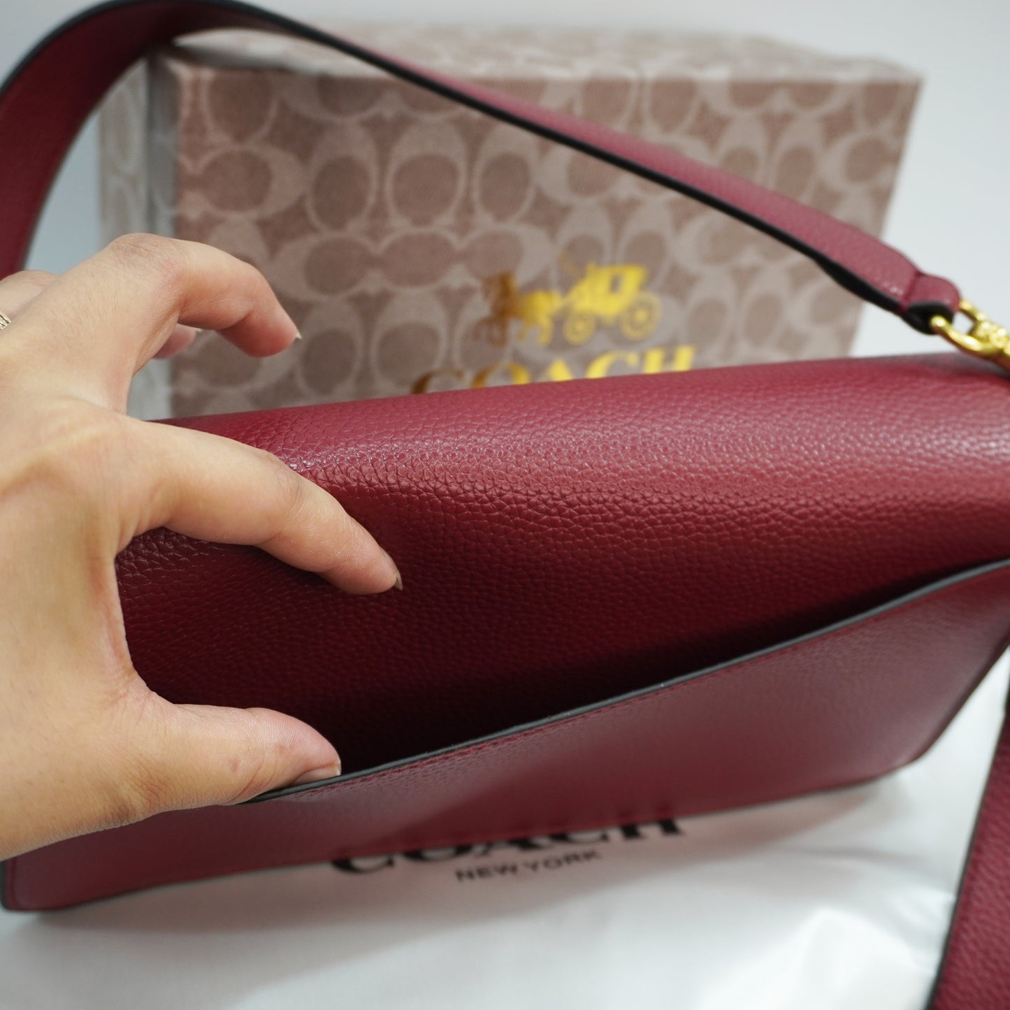 CH C Label (26) - Shoulder/Sling - Maroon - With White Box
