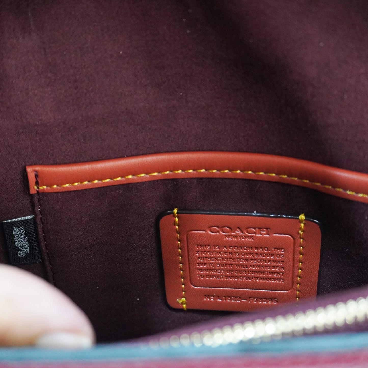 CH C Label (26) - Shoulder/Sling - Maroon - With White Box