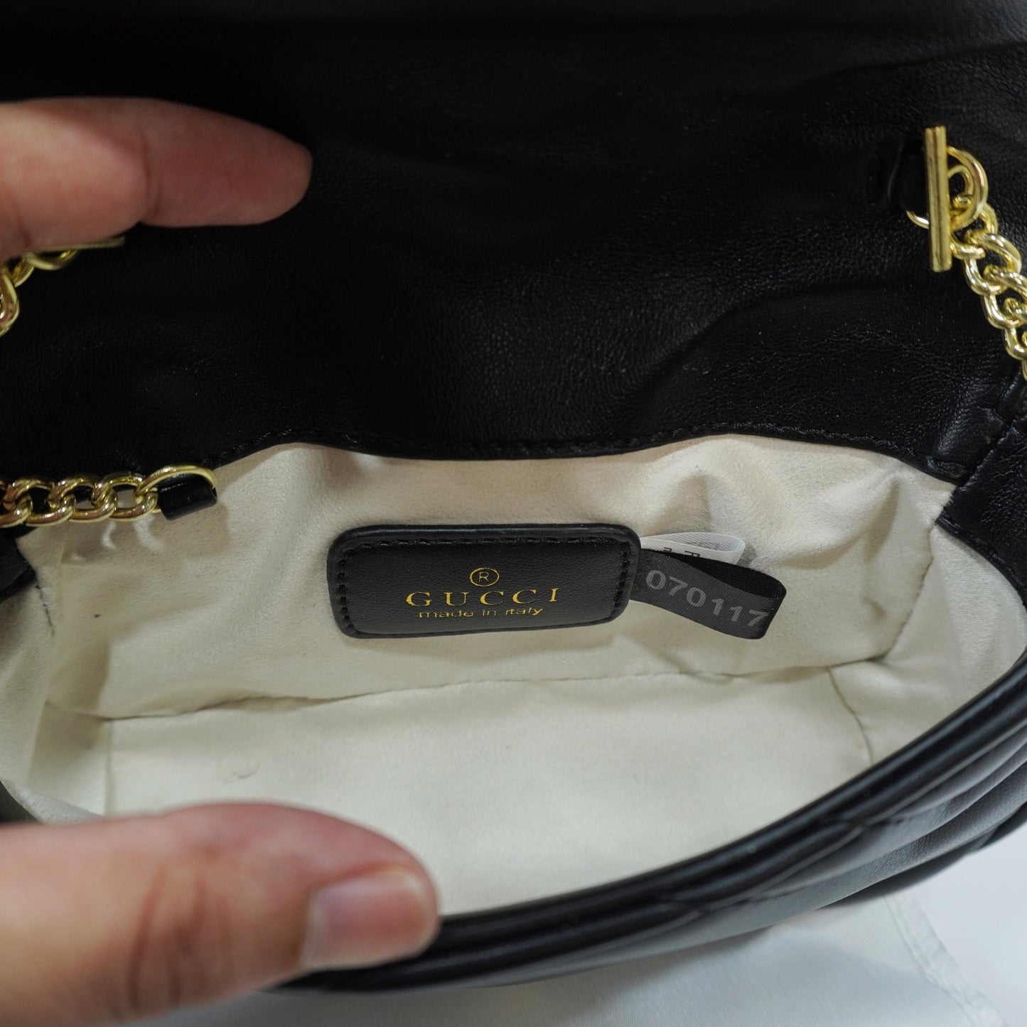 GG505 - Mini Sling - Black