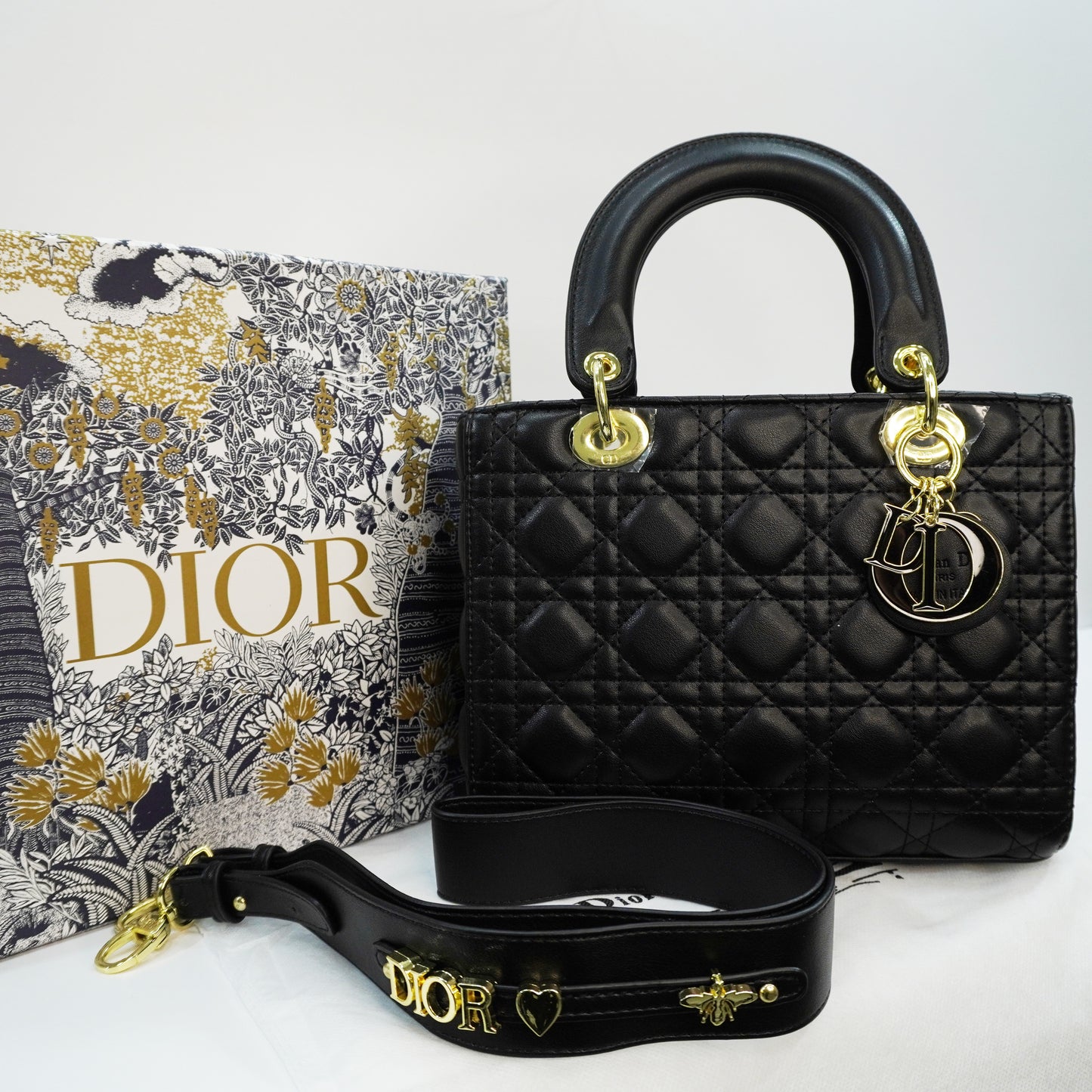 CD002 - Sling - Black