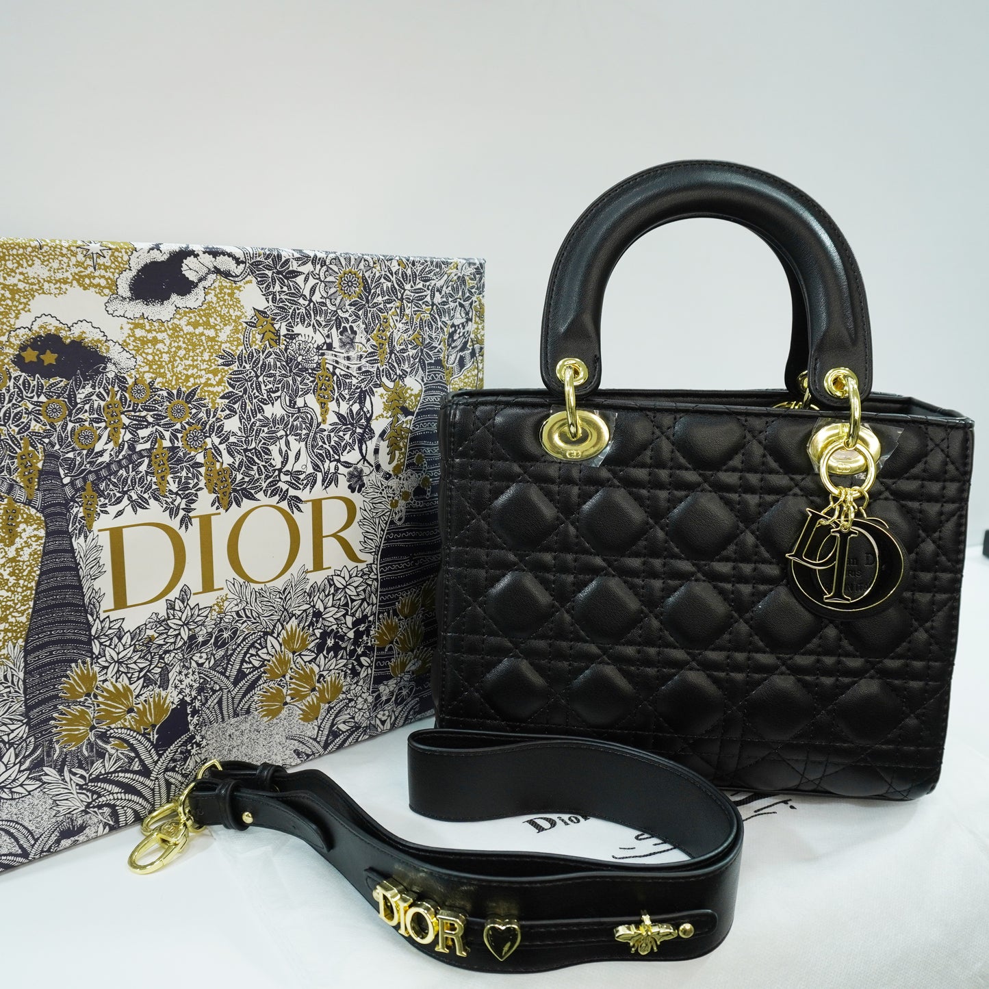 CD002 - Sling - Black