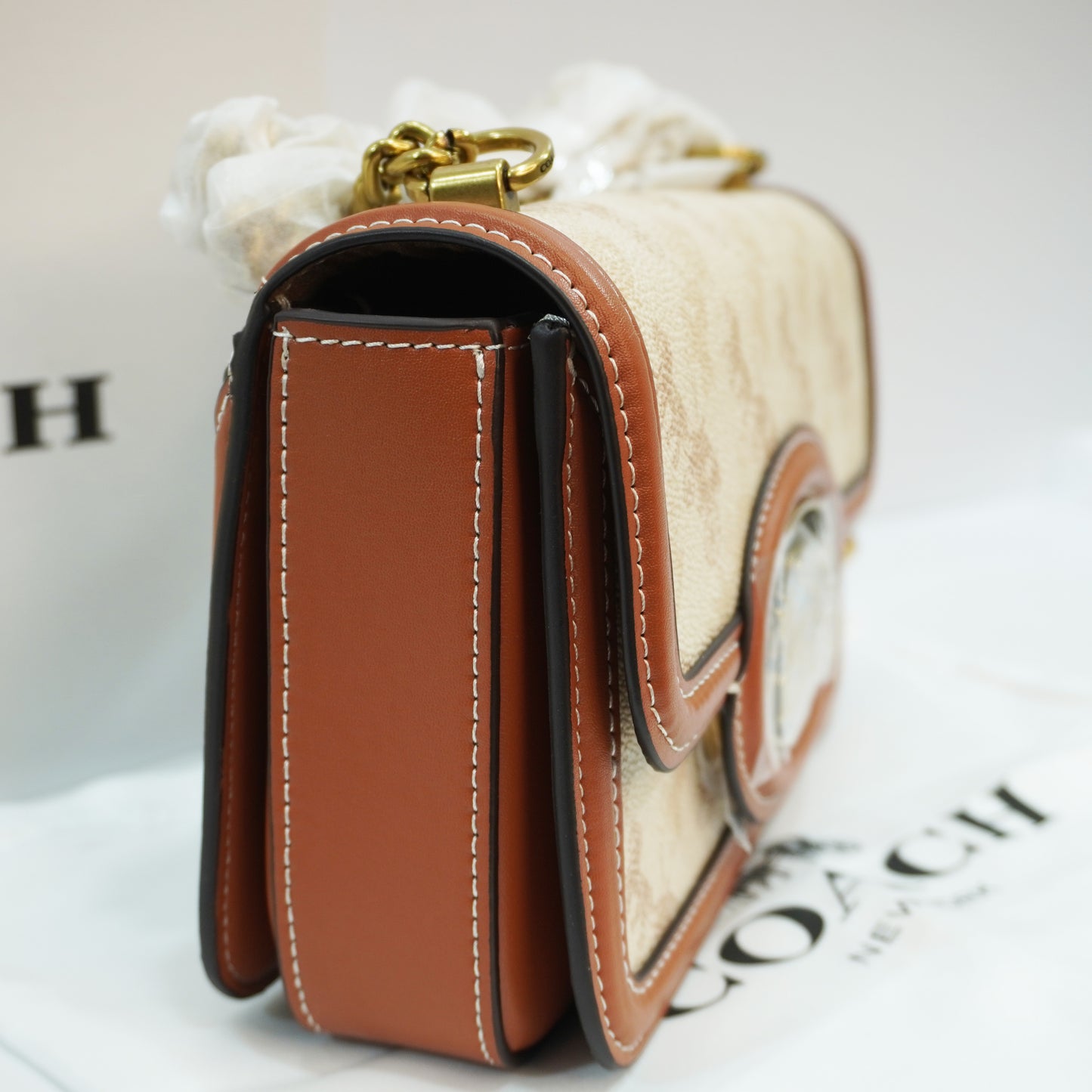 CH900 - Sling/Shoulder - Beige Signature Print