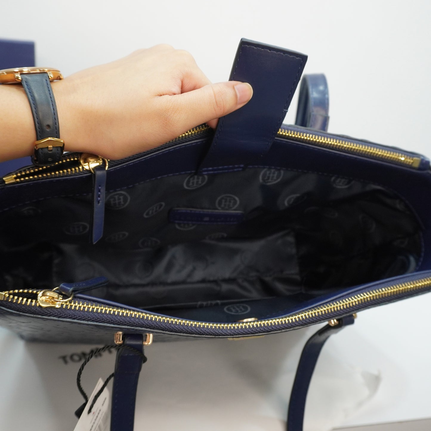 TH199 - Tote - Nave Blue