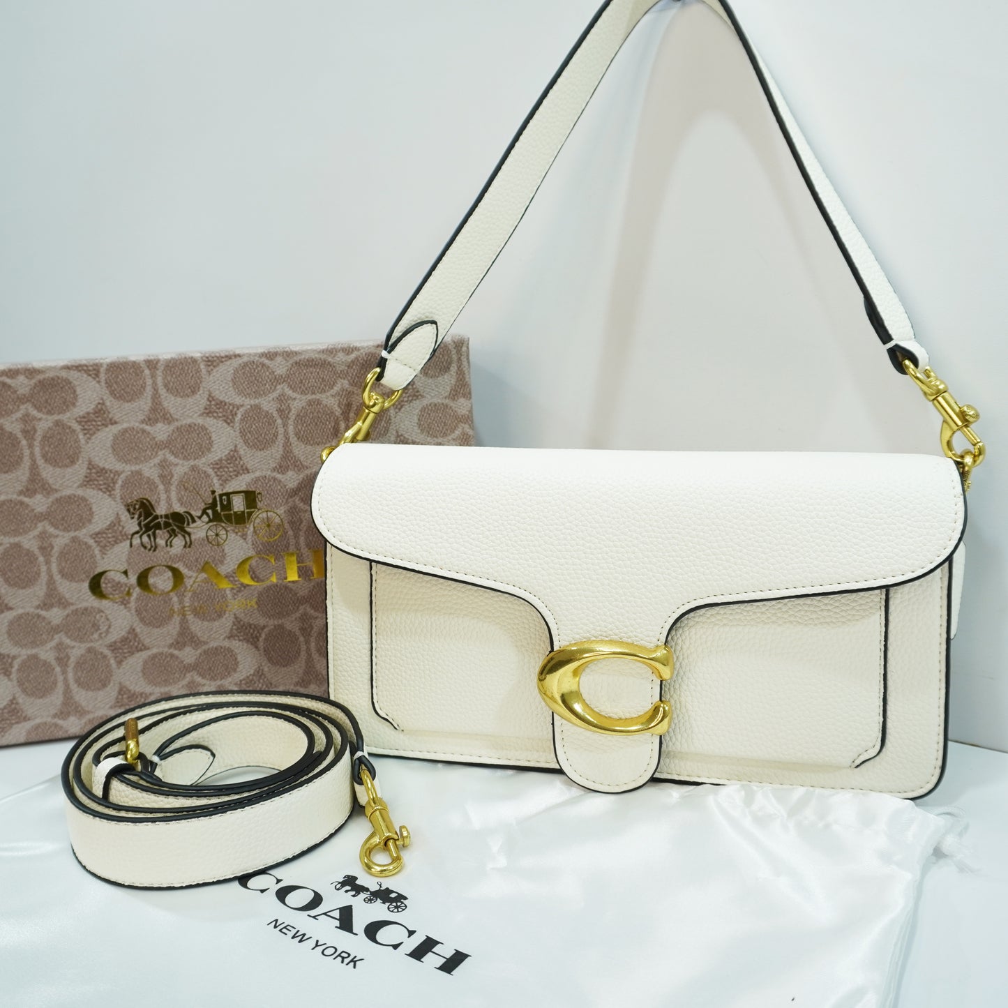 CH C Label 26 - Shoulder/Sling - White (With white box)