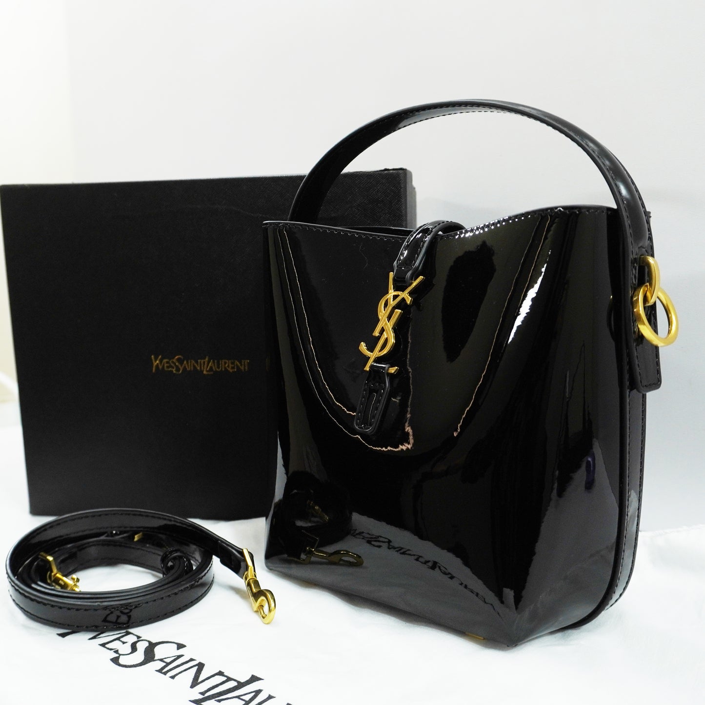 Ysl565 - Bucket Style Sling- Black