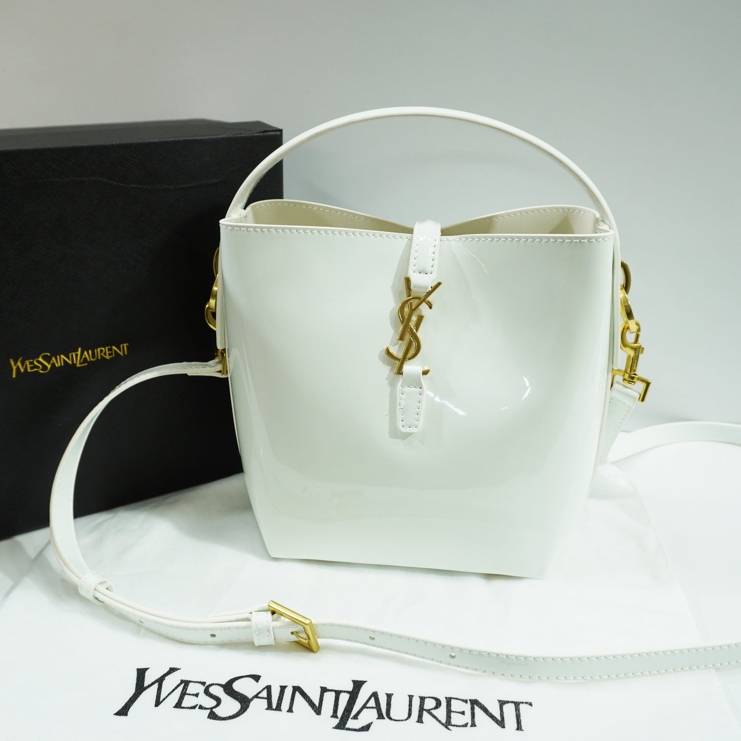 Ysl565 - Bucket Style Sling - White