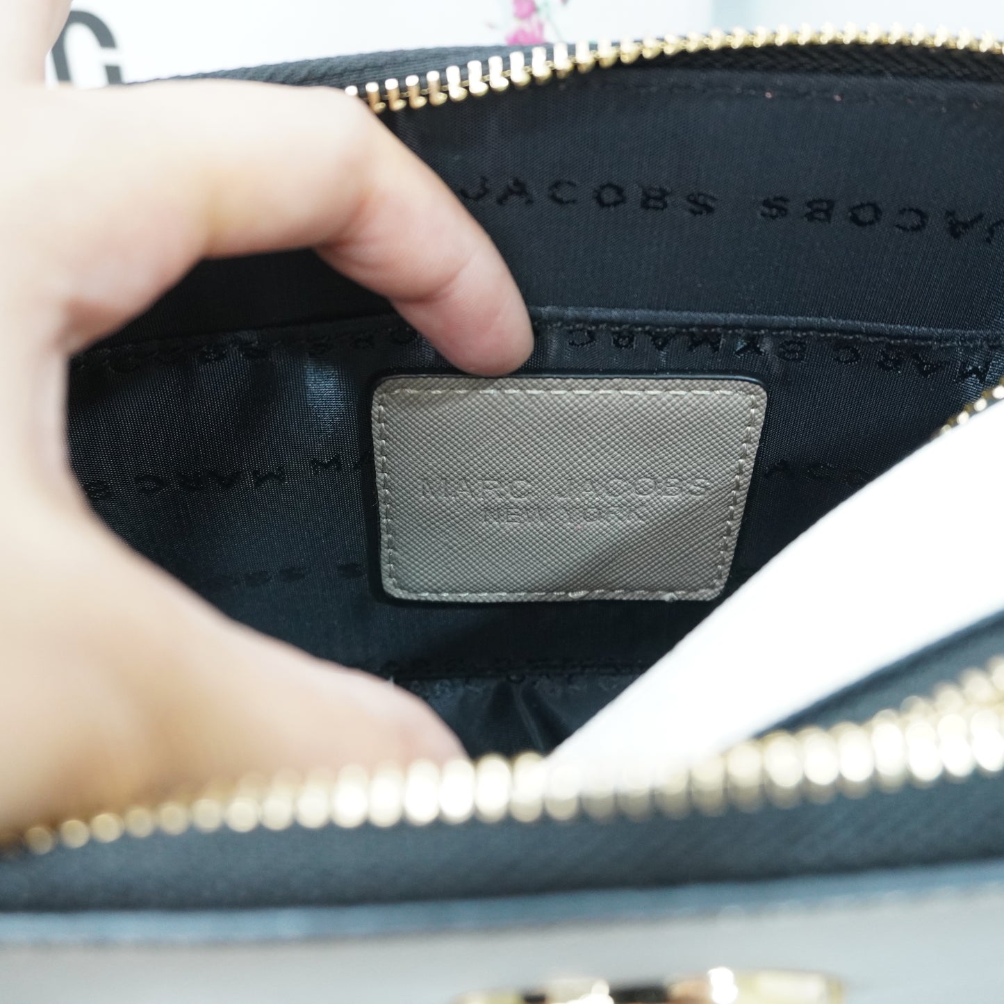 MJ232 - Sling/Crossbody - Taupe Grey