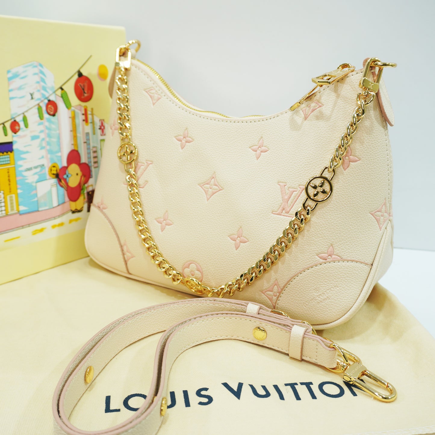 LV607 - Shoulder - Cream Powder Pink
