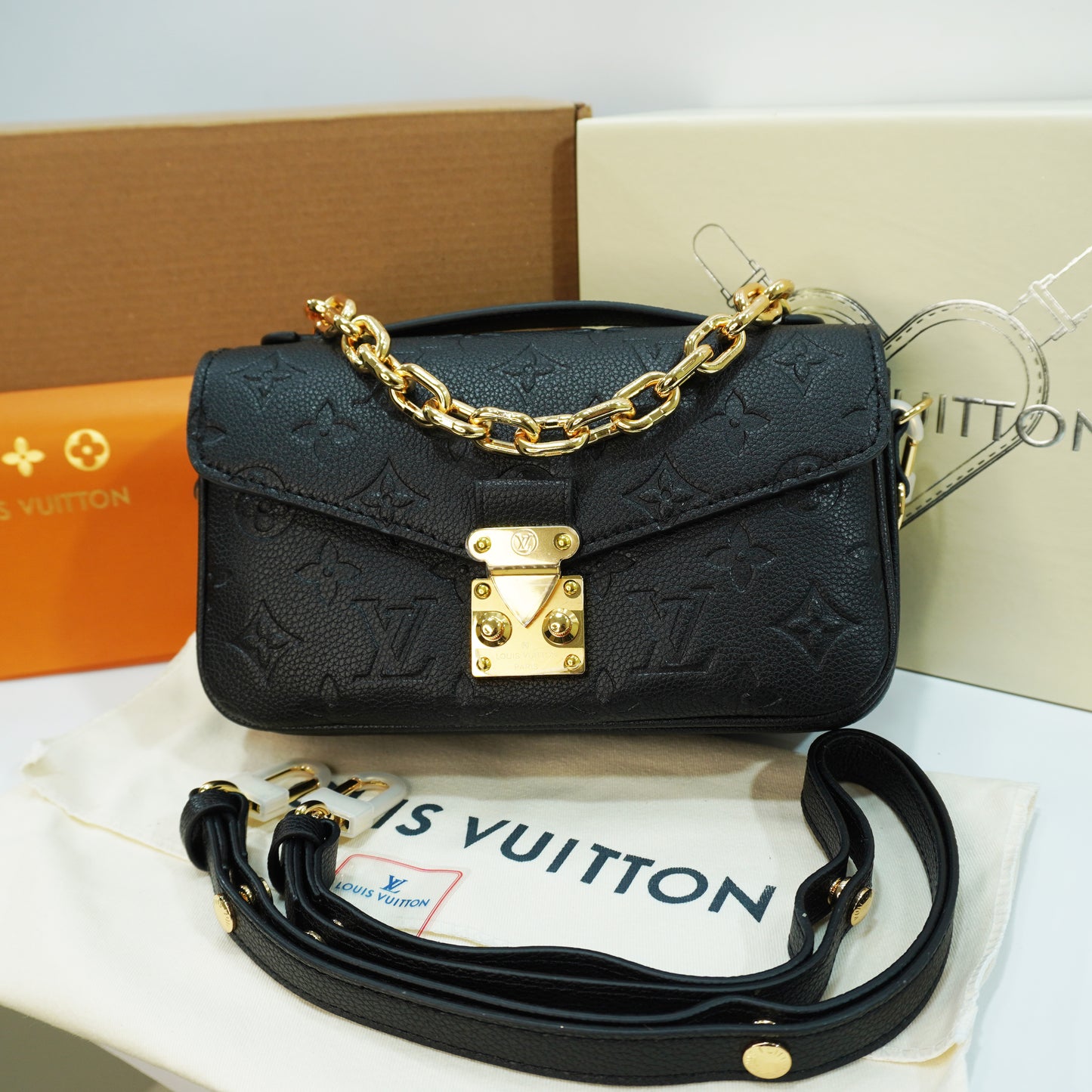 LV559 - Shoulder - Black Ultra Premium Double Box