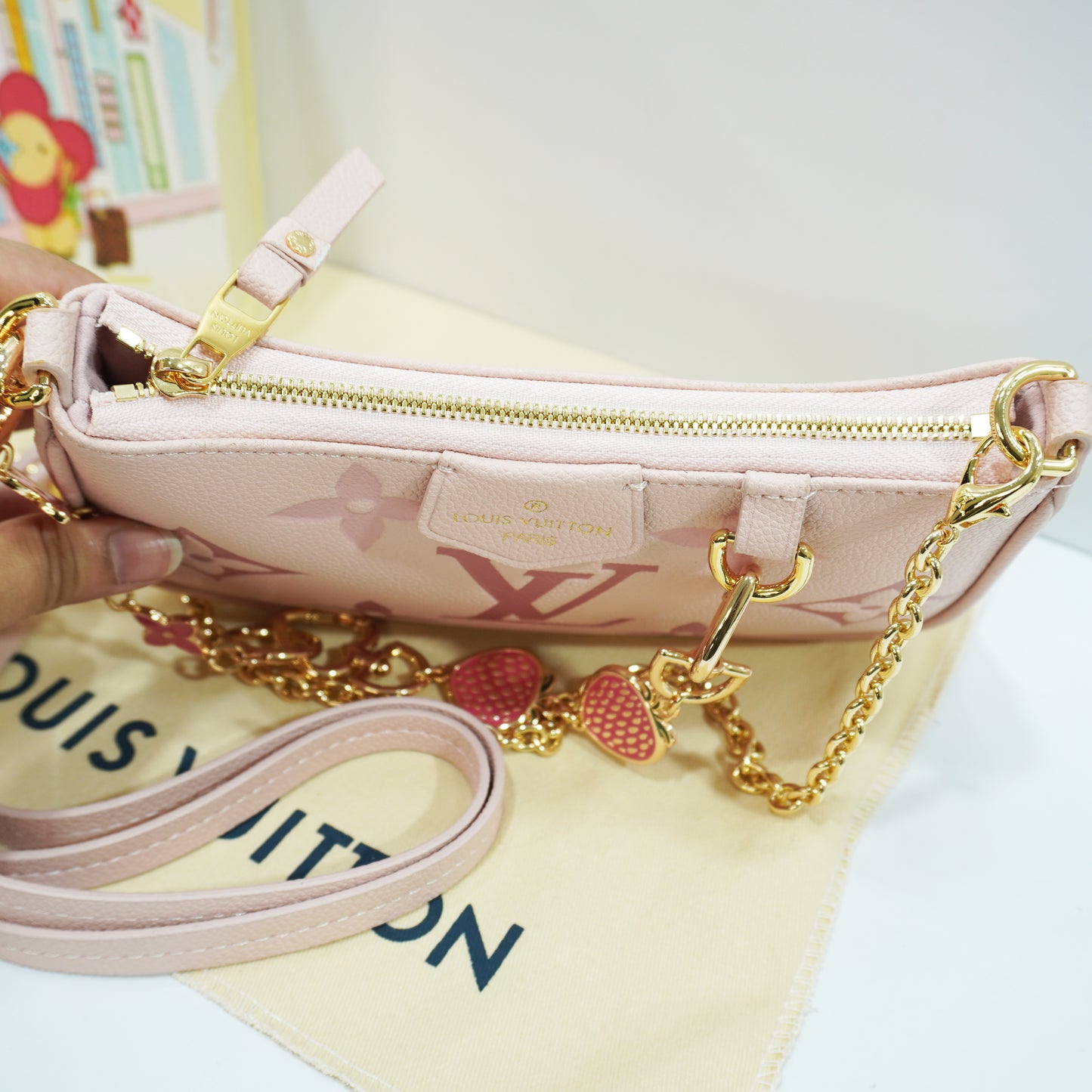 LV989 - Shoulder/Sling - Blush Pink