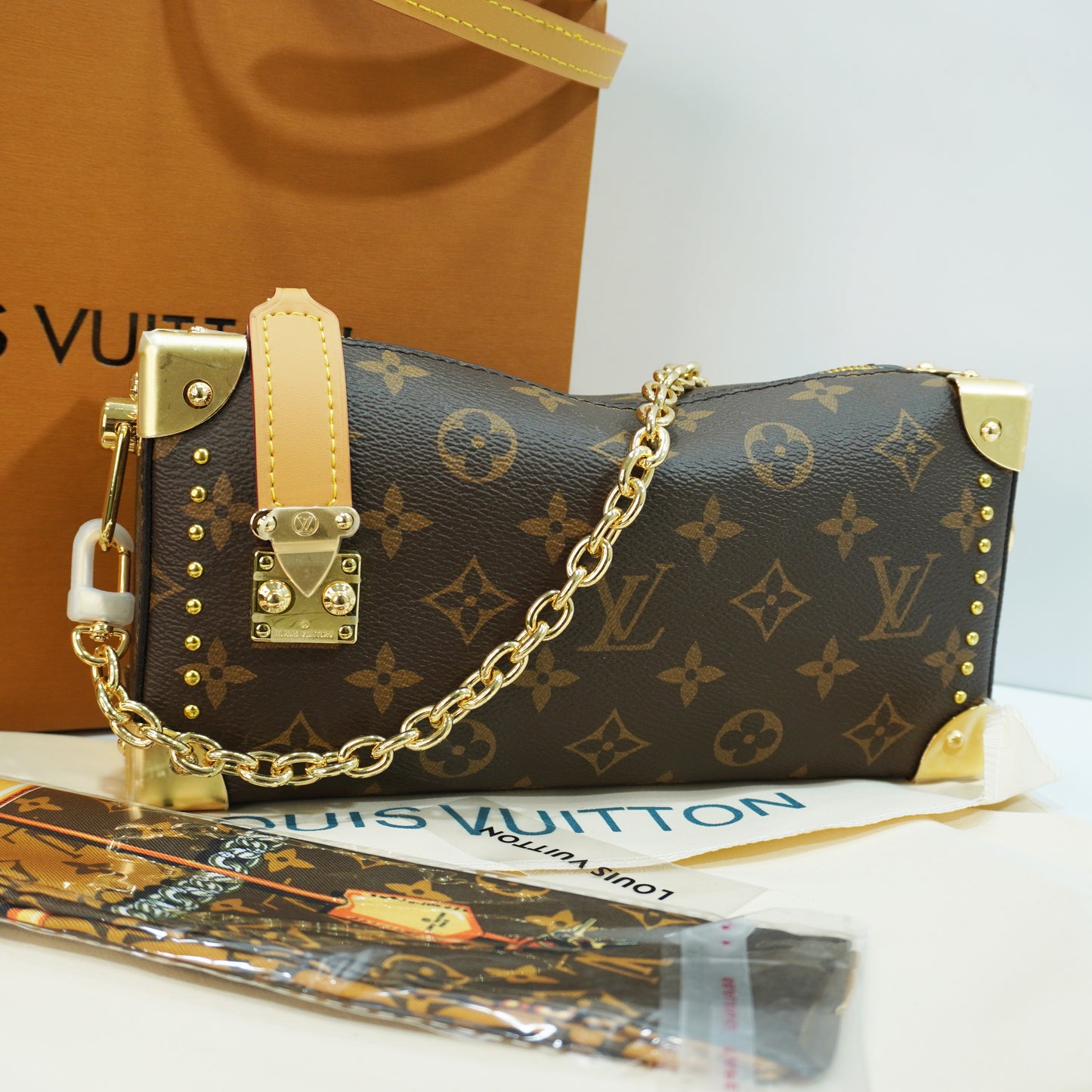 LV525 - Shoulder/Sling - Signature Ultra Premium Luxury