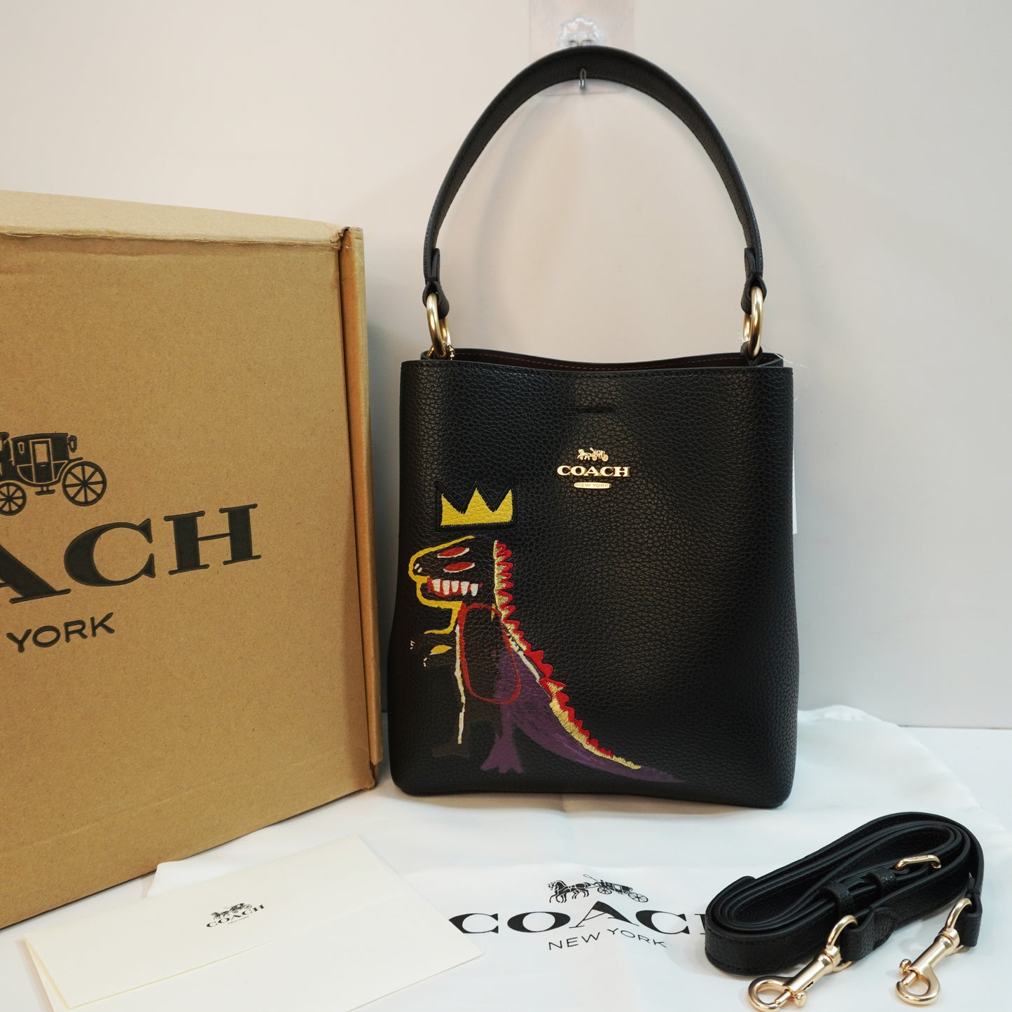CH77 - Bucket bag shoulder/sling - Black Limited edition