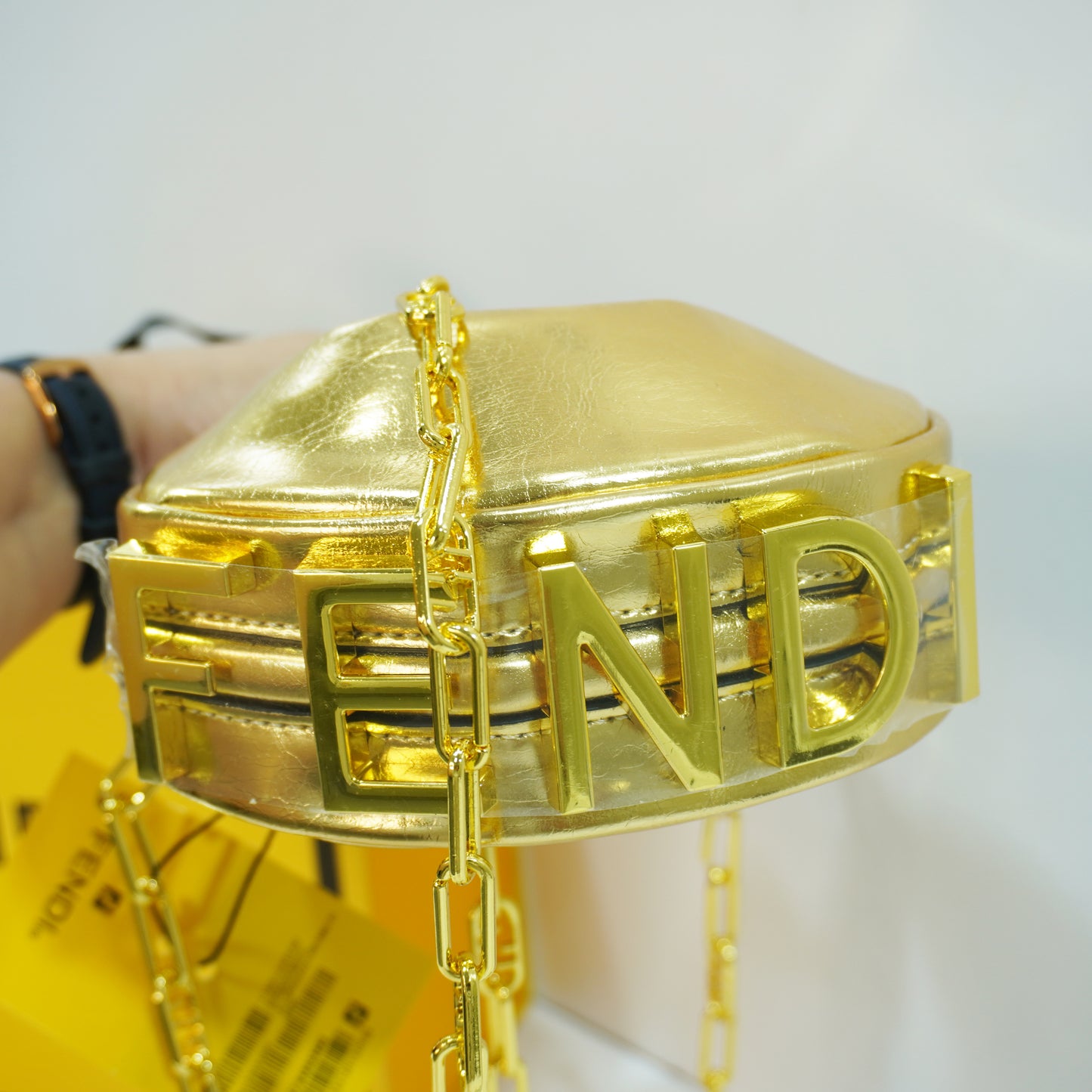 FND567 - Sling - Gold limited edition