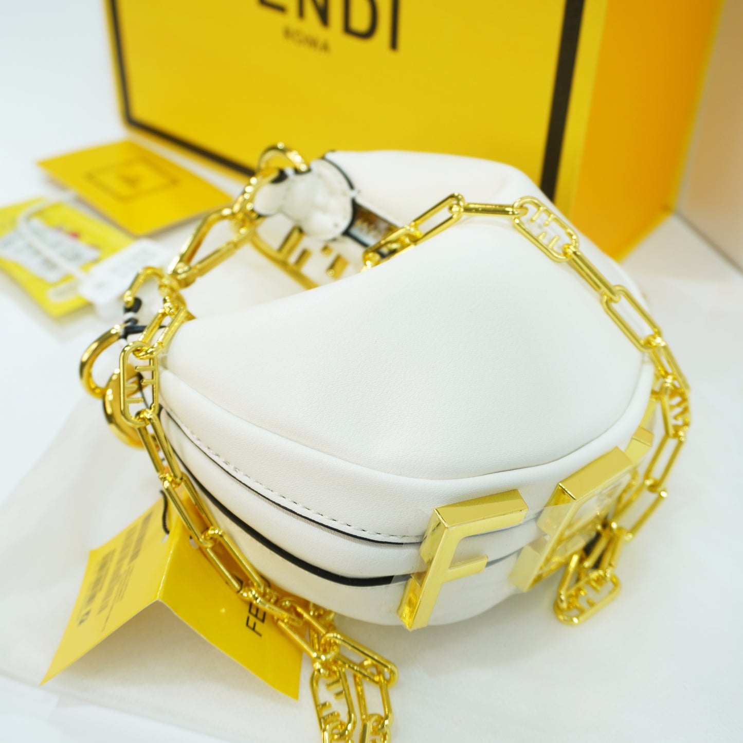 FND567 - Sling - White