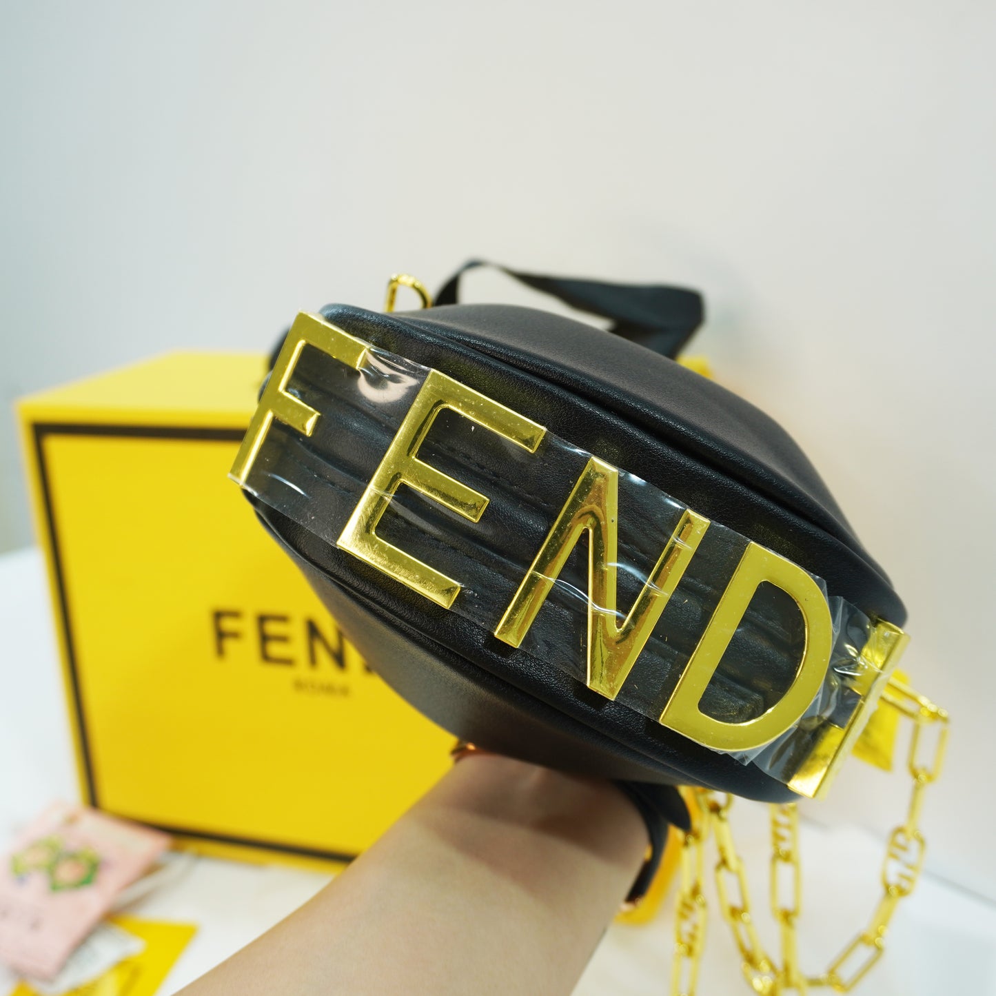 FND567 - Sling - Black