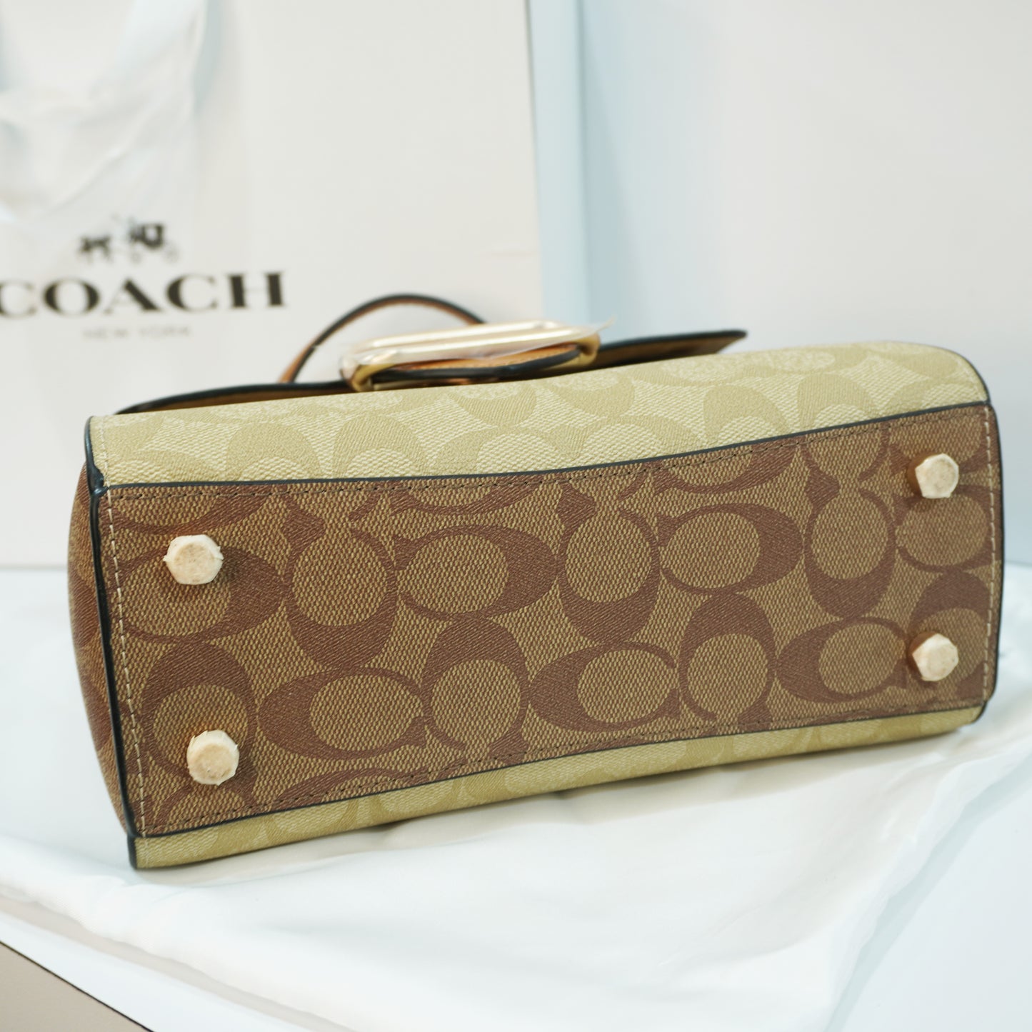 CH335 - Satchel/Sling - Apricot