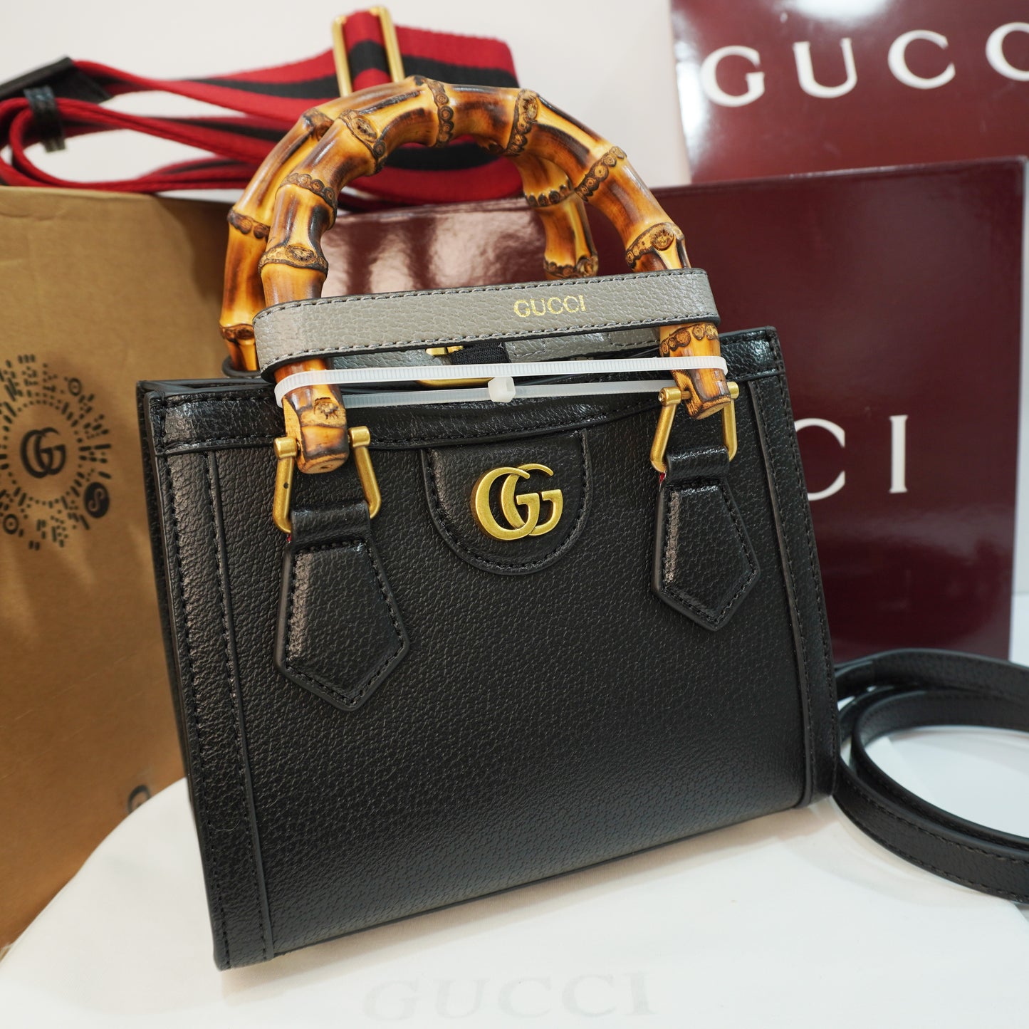 GG789 - Sling/Satchel - Black Ultra Premium