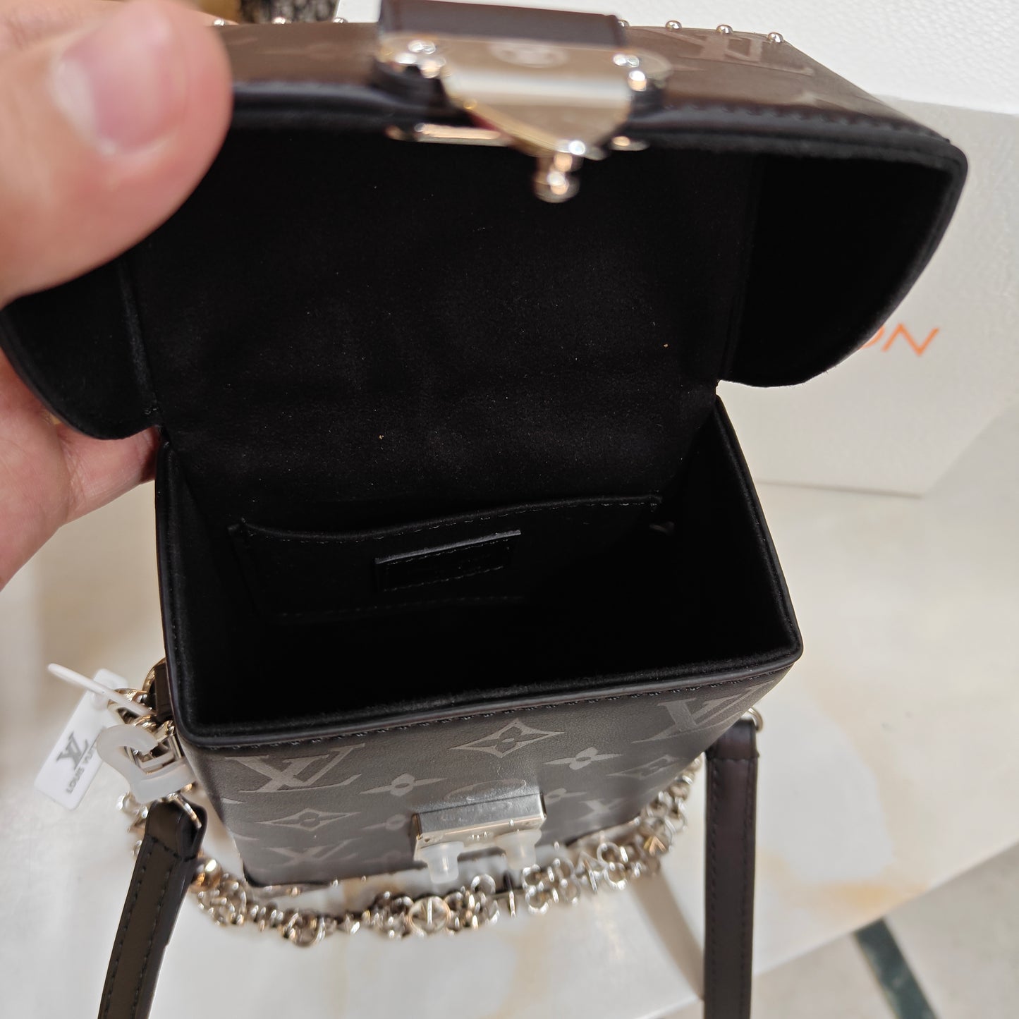 LV Trunk - (Ultra Premium Double Box)