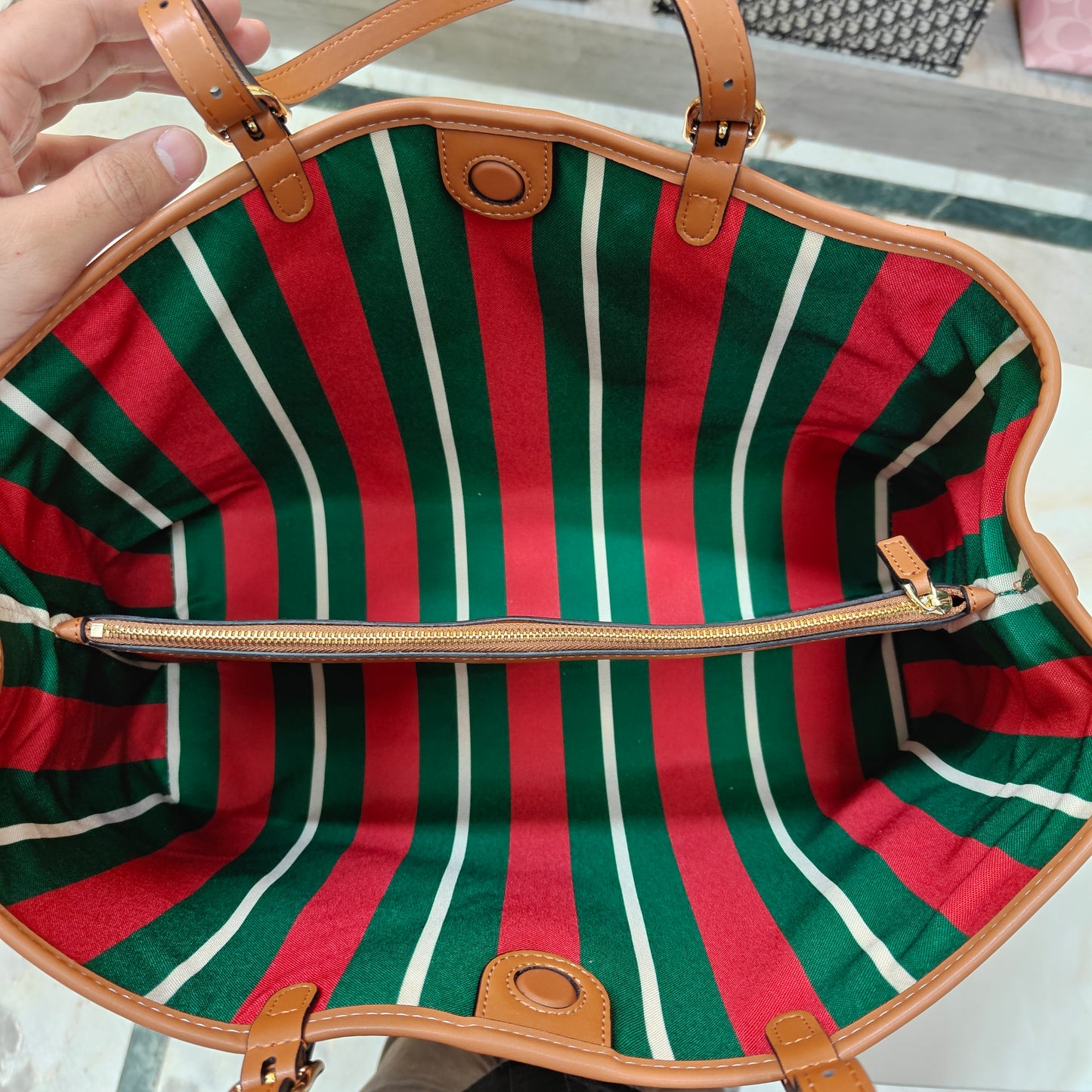 GG Tote (Ultra Premium)
