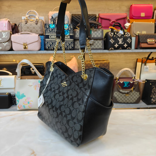 CH Tote Bag Ultra Premium - Black Monogram