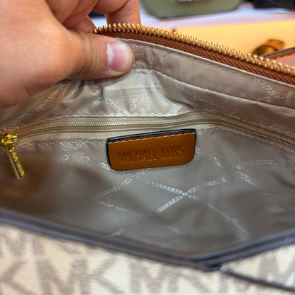 MK Jet Set Travel Tote Bag - Tan White