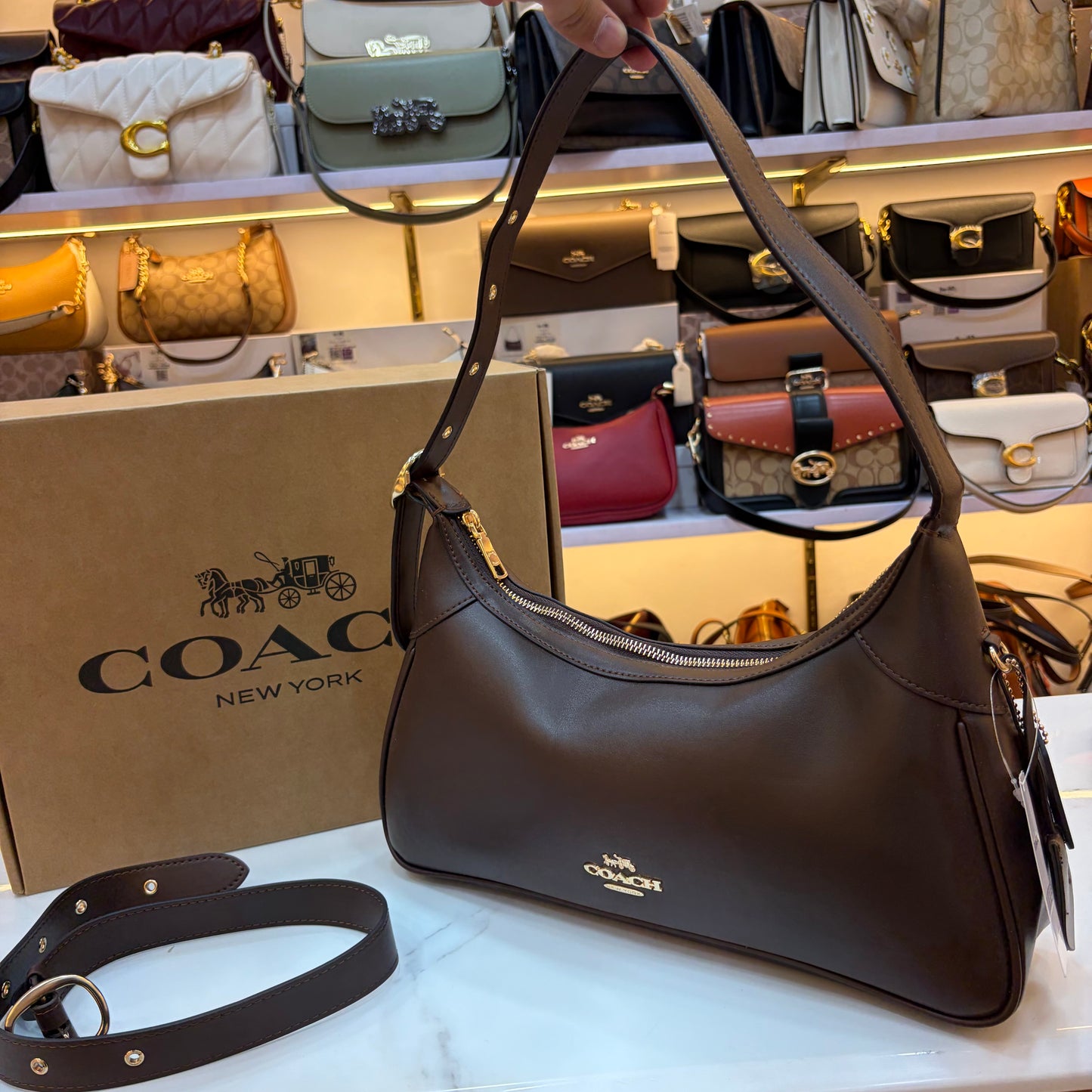 COCH ELLA Shoulder Bag - Coffee