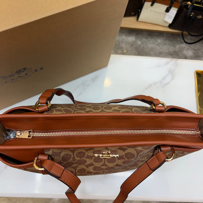 Coch Premium Tote With Wallet - Signature Colour